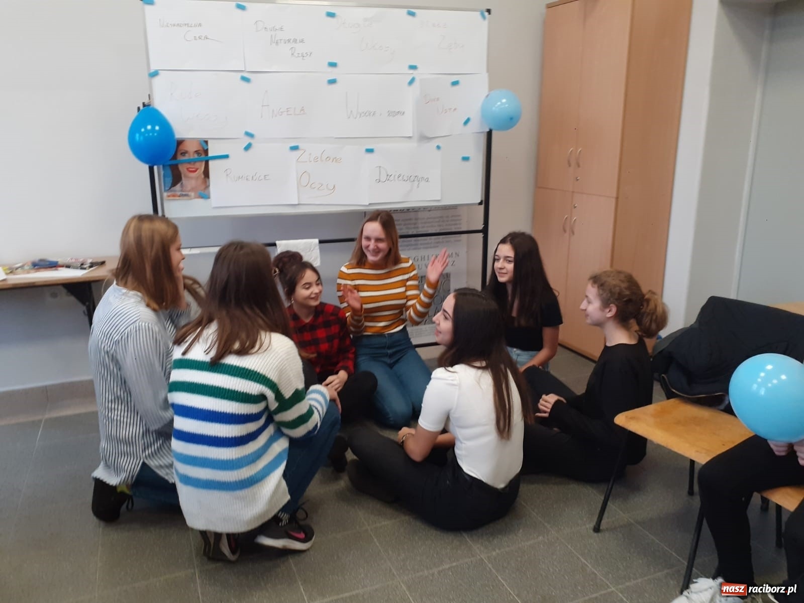 Zdjęcie w galerii na portalu naszraciborz.pl: Warsztaty grafiki komputerowej i doradztwa zawodowego w raciborskim Ekonomiku wiadomości z regionu