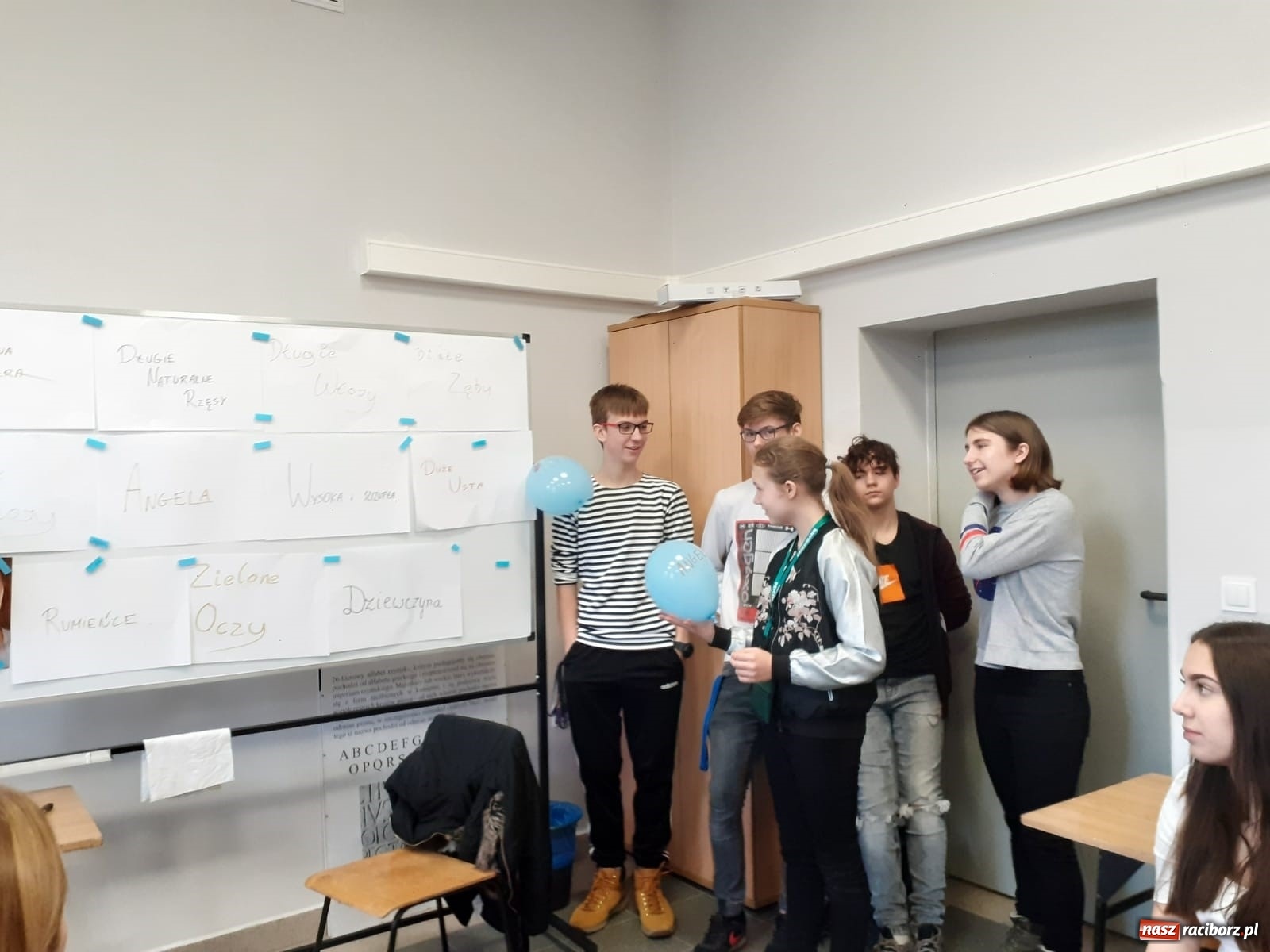 Zdjęcie w galerii na portalu naszraciborz.pl: Warsztaty grafiki komputerowej i doradztwa zawodowego w raciborskim Ekonomiku wiadomości z regionu