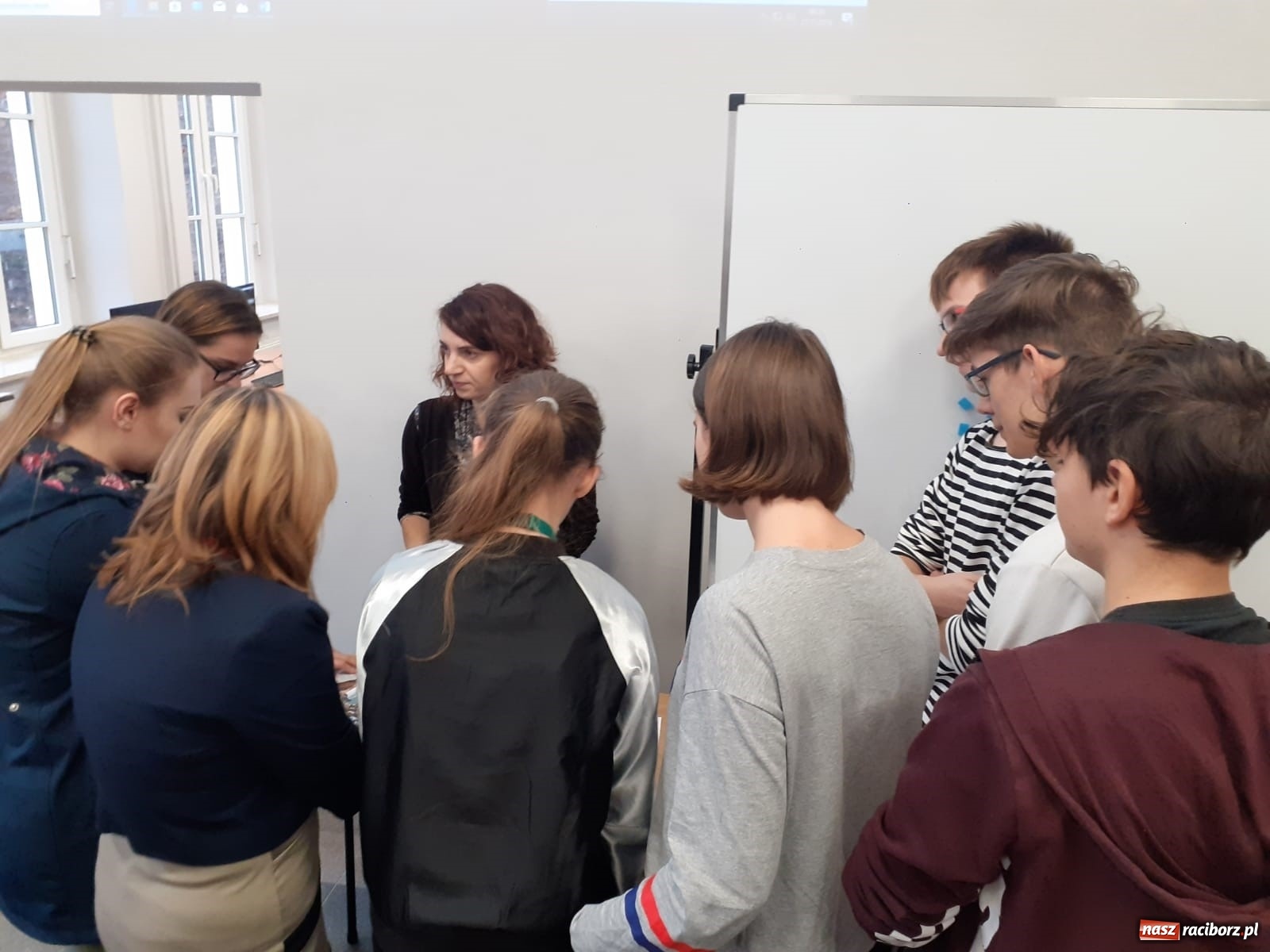 Zdjęcie w galerii na portalu naszraciborz.pl: Warsztaty grafiki komputerowej i doradztwa zawodowego w raciborskim Ekonomiku wiadomości z regionu