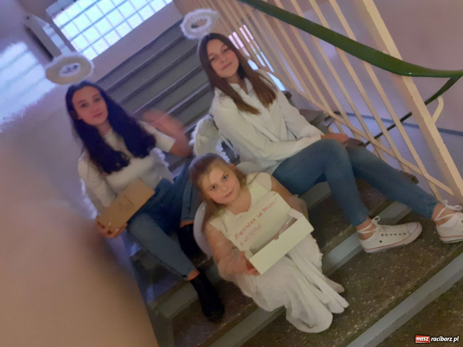 Zdjęcie w galerii na portalu naszraciborz.pl: Kiermasz świąteczny w SP 15 za nami wiadomości z regionu