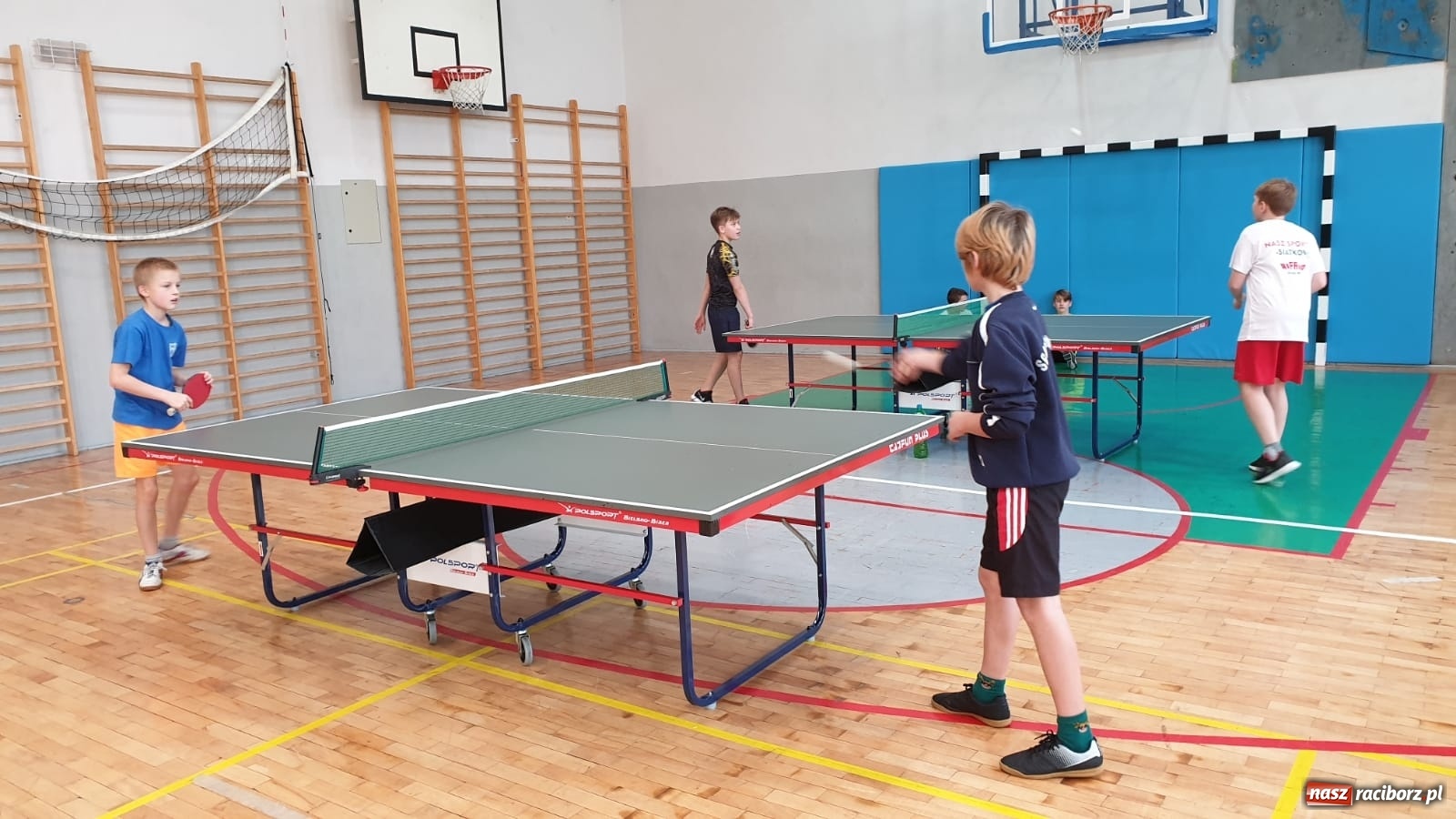 Zdjęcie w galerii na portalu naszraciborz.pl: Tenisowa rywalizacja w raciborskim MOS wiadomości z regionu