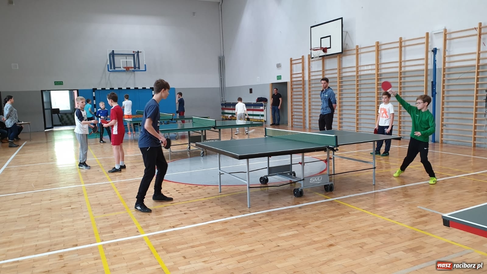 Zdjęcie w galerii na portalu naszraciborz.pl: Tenisowa rywalizacja w raciborskim MOS wiadomości z regionu