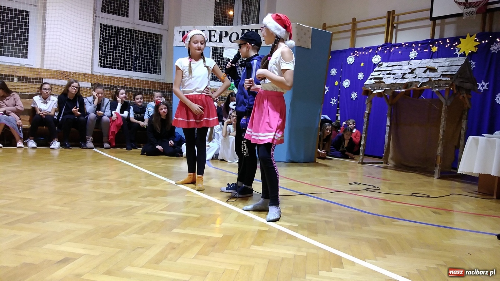 Zdjęcie w galerii na portalu naszraciborz.pl: Świąteczny kiermasz w ZSP na Płoni [FOTO] wiadomości z regionu