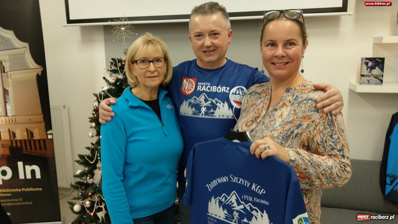 Zdjęcie w galerii na portalu naszraciborz.pl: Turystyka dla każdego! Spotkanie z Andrzejem Kuśnierzem w bibliotece wiadomości z regionu