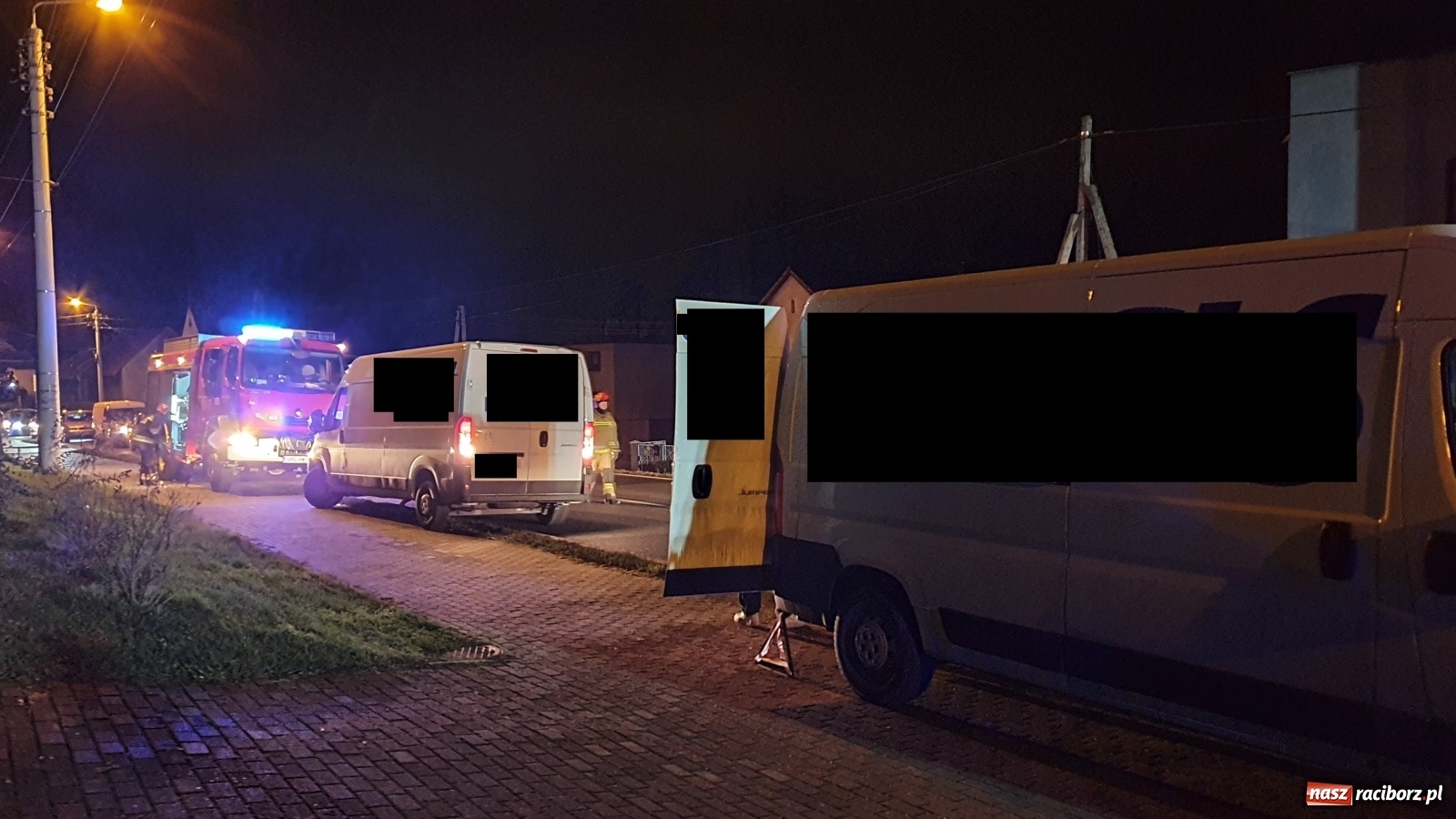 Zdjęcie w galerii na portalu naszraciborz.pl: Zderzenie na Gliwickiej w Raciborzu [FOTO i WIDEO]  wiadomości z regionu