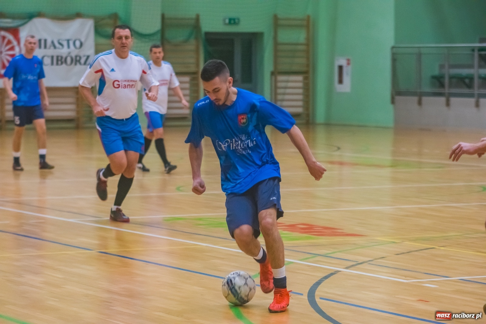 Zdjęcie w galerii na portalu naszraciborz.pl: HLPN. Nieudana pogoń Cukierni Gianni [FOTO] wiadomości z regionu