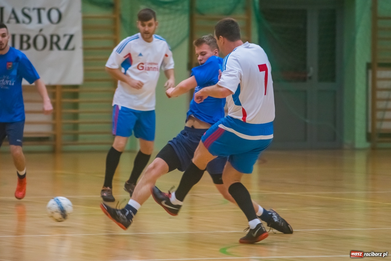 Zdjęcie w galerii na portalu naszraciborz.pl: HLPN. Nieudana pogoń Cukierni Gianni [FOTO] wiadomości z regionu