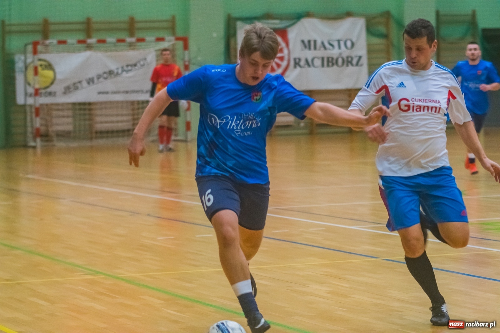 Zdjęcie w galerii na portalu naszraciborz.pl: HLPN. Nieudana pogoń Cukierni Gianni [FOTO] wiadomości z regionu