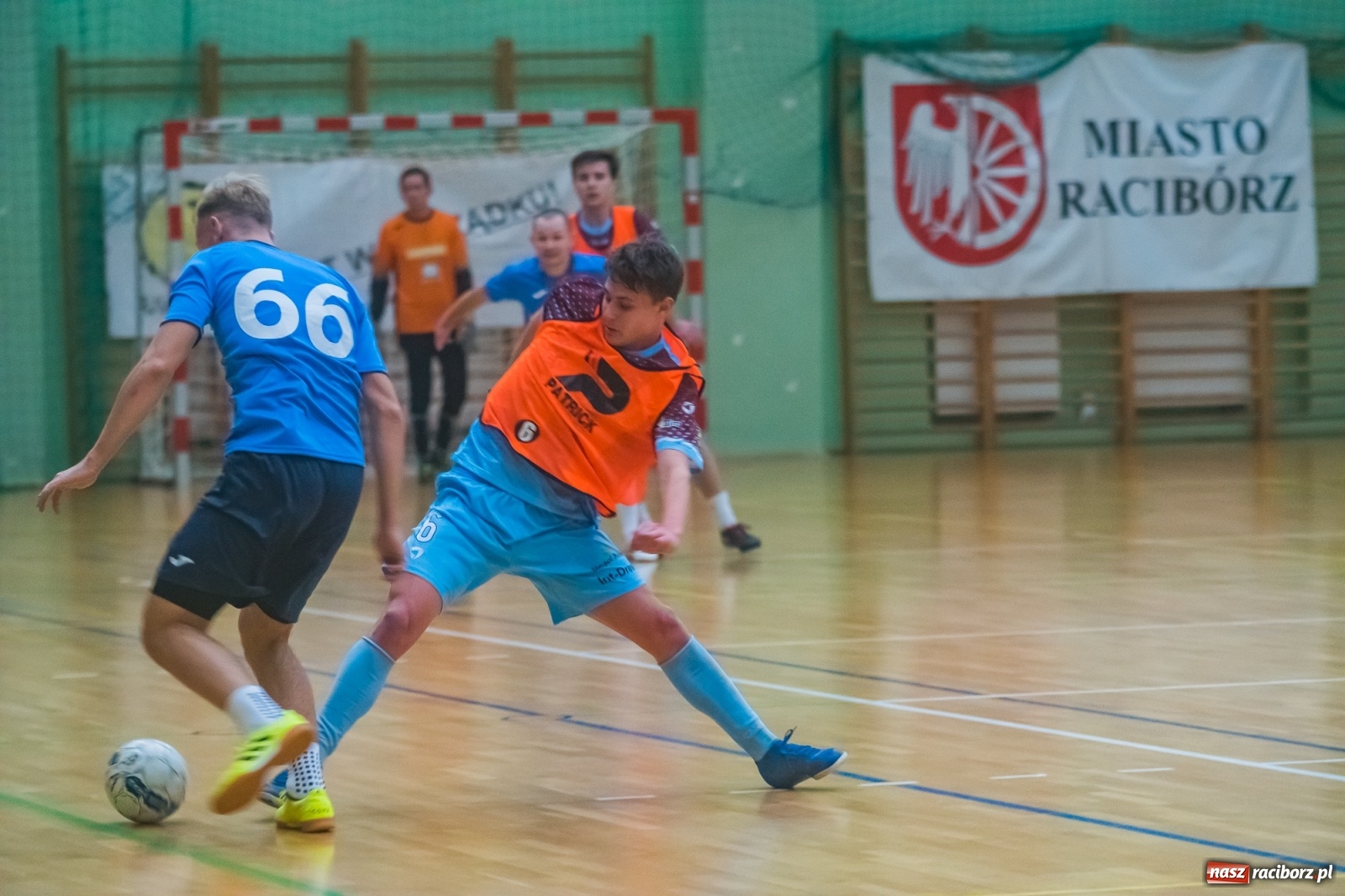 Zdjęcie w galerii na portalu naszraciborz.pl: HLPN. Nieudana pogoń Cukierni Gianni [FOTO] wiadomości z regionu