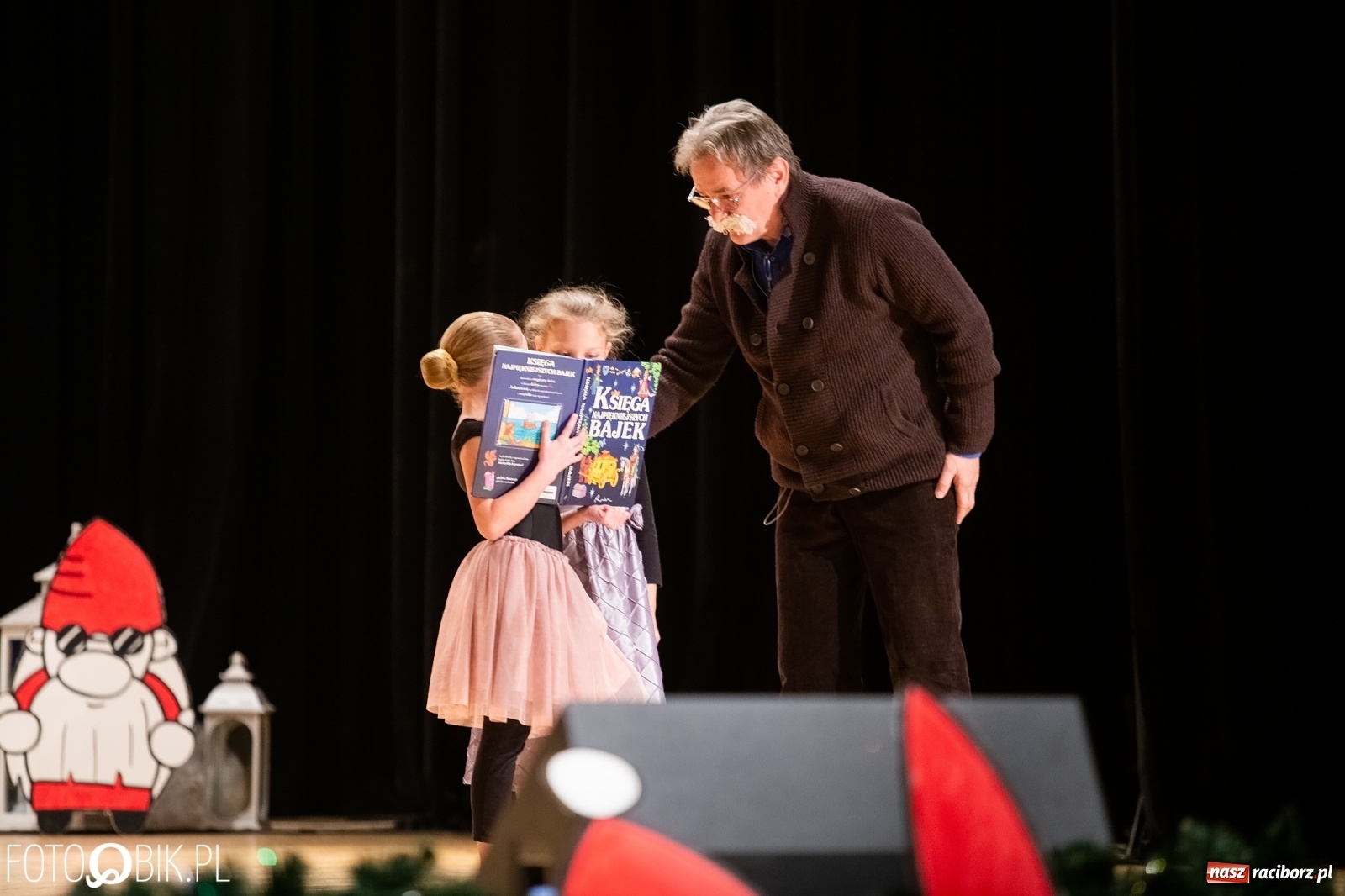 Zdjęcie w galerii na portalu naszraciborz.pl: Gwiazdka Serc, tym razem jak z bajki [FOTO i WIDEO]  wiadomości z regionu