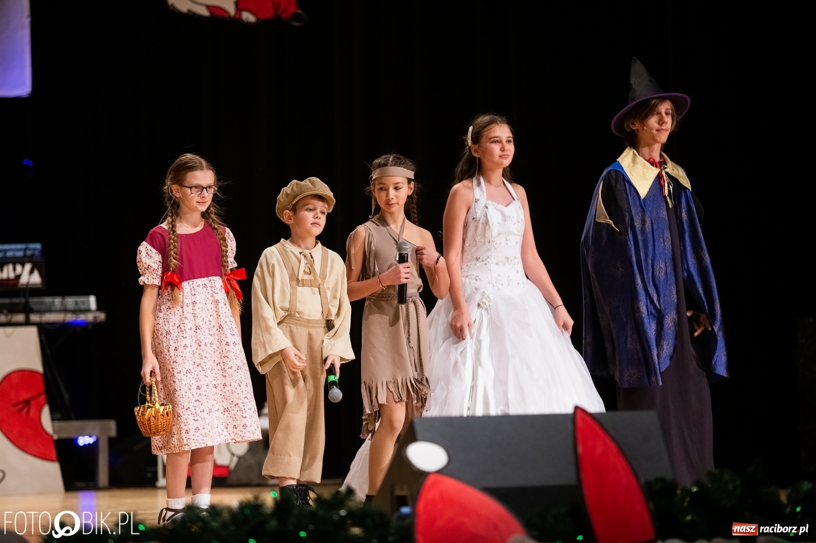 Zdjęcie w galerii na portalu naszraciborz.pl: Gwiazdka Serc, tym razem jak z bajki [FOTO i WIDEO]  wiadomości z regionu