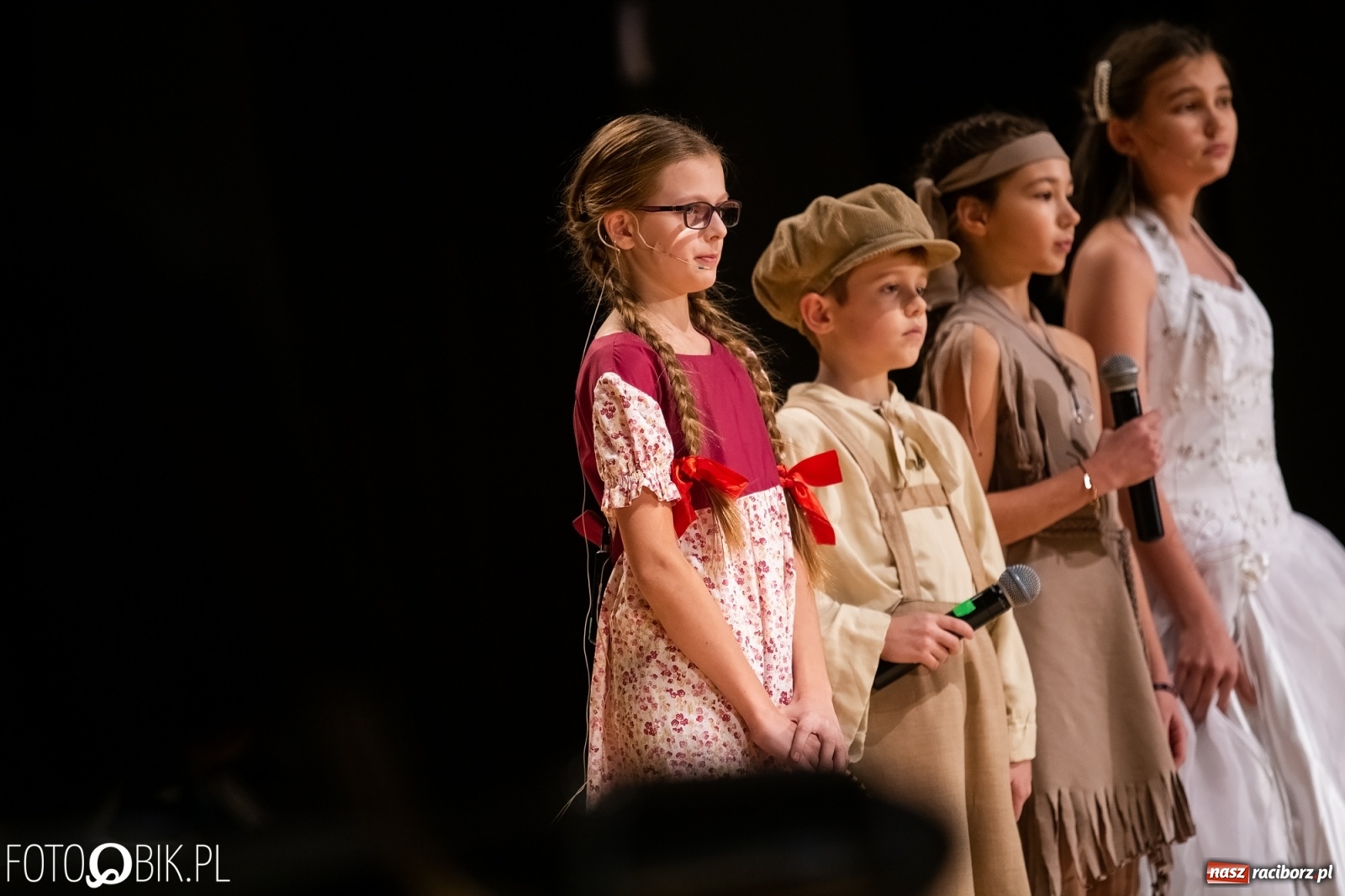 Zdjęcie w galerii na portalu naszraciborz.pl: Gwiazdka Serc, tym razem jak z bajki [FOTO i WIDEO]  wiadomości z regionu