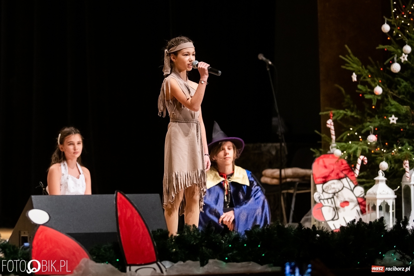 Zdjęcie w galerii na portalu naszraciborz.pl: Gwiazdka Serc, tym razem jak z bajki [FOTO i WIDEO]  wiadomości z regionu