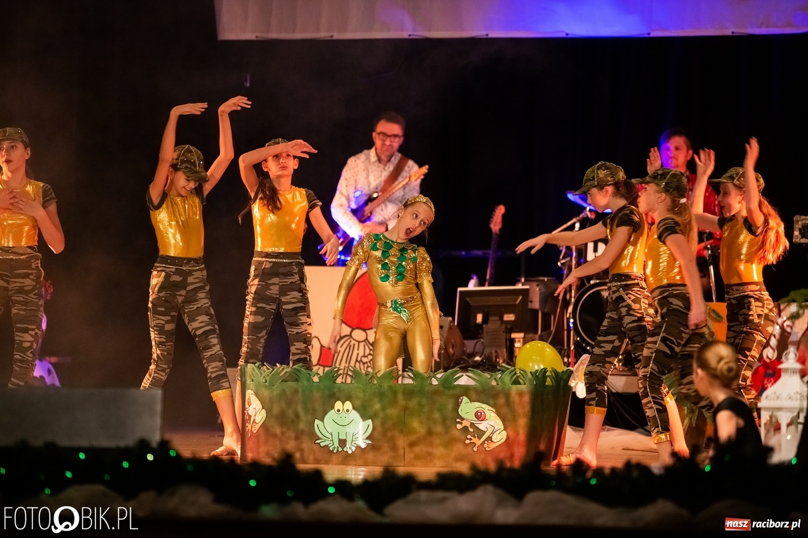 Zdjęcie w galerii na portalu naszraciborz.pl: Gwiazdka Serc, tym razem jak z bajki [FOTO i WIDEO]  wiadomości z regionu