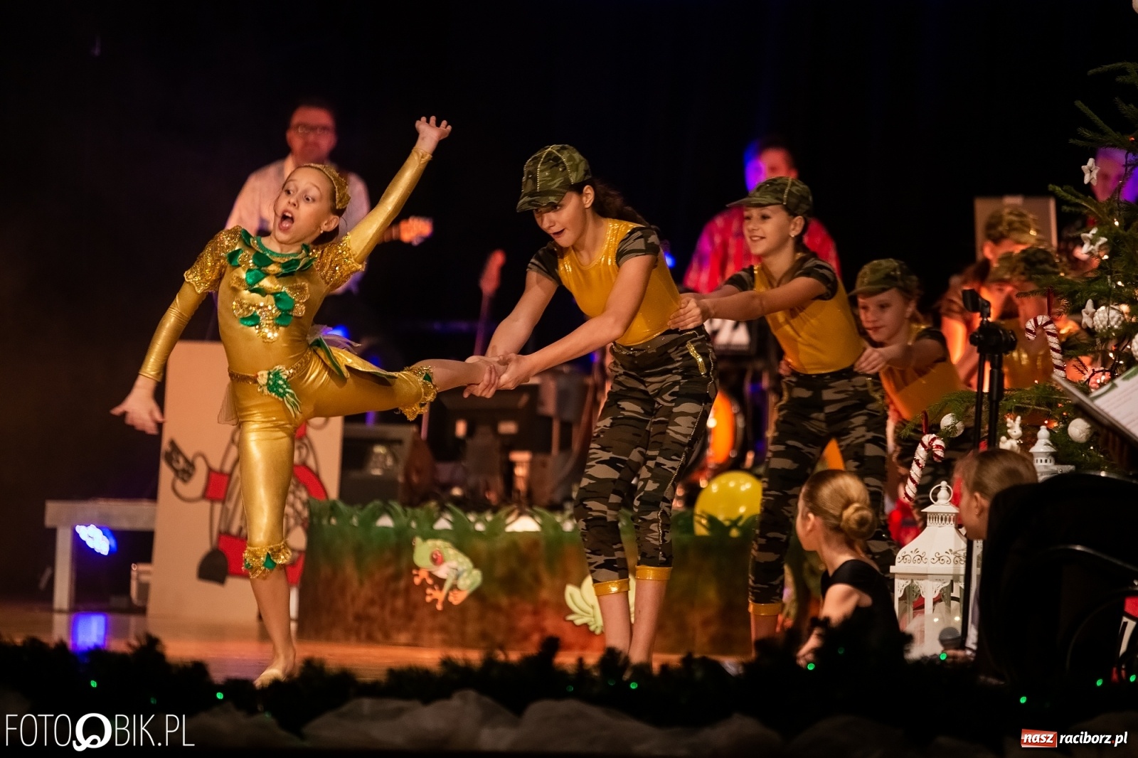 Zdjęcie w galerii na portalu naszraciborz.pl: Gwiazdka Serc, tym razem jak z bajki [FOTO i WIDEO]  wiadomości z regionu