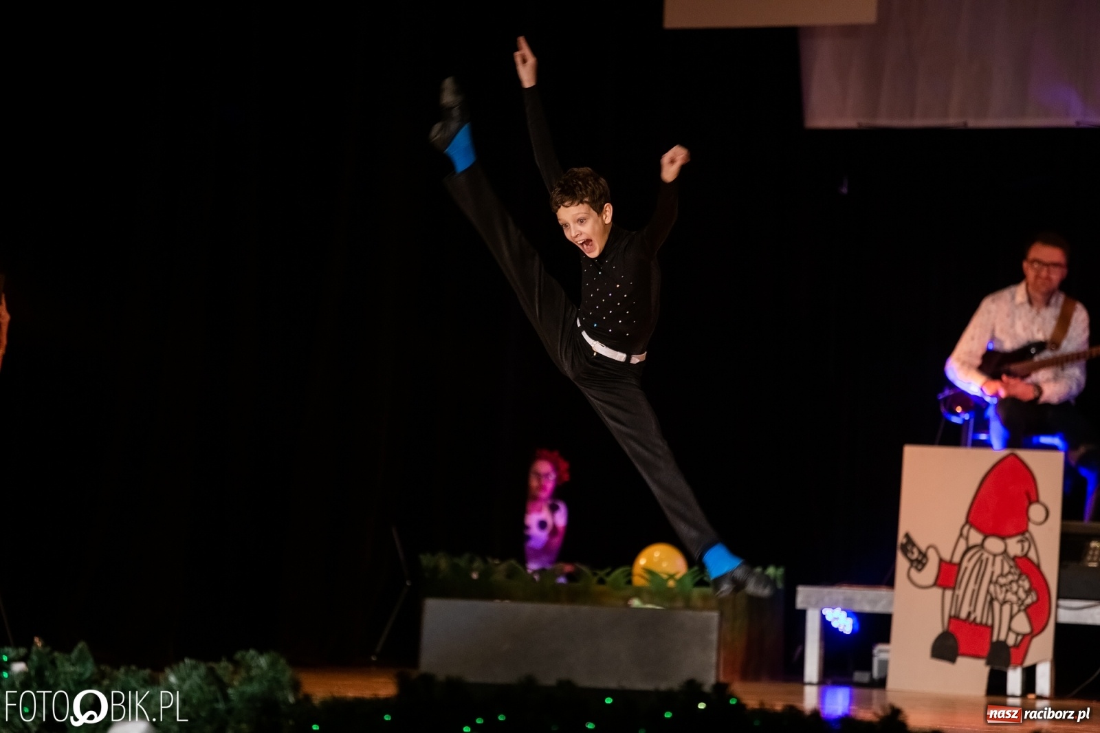 Zdjęcie w galerii na portalu naszraciborz.pl: Gwiazdka Serc, tym razem jak z bajki [FOTO i WIDEO]  wiadomości z regionu