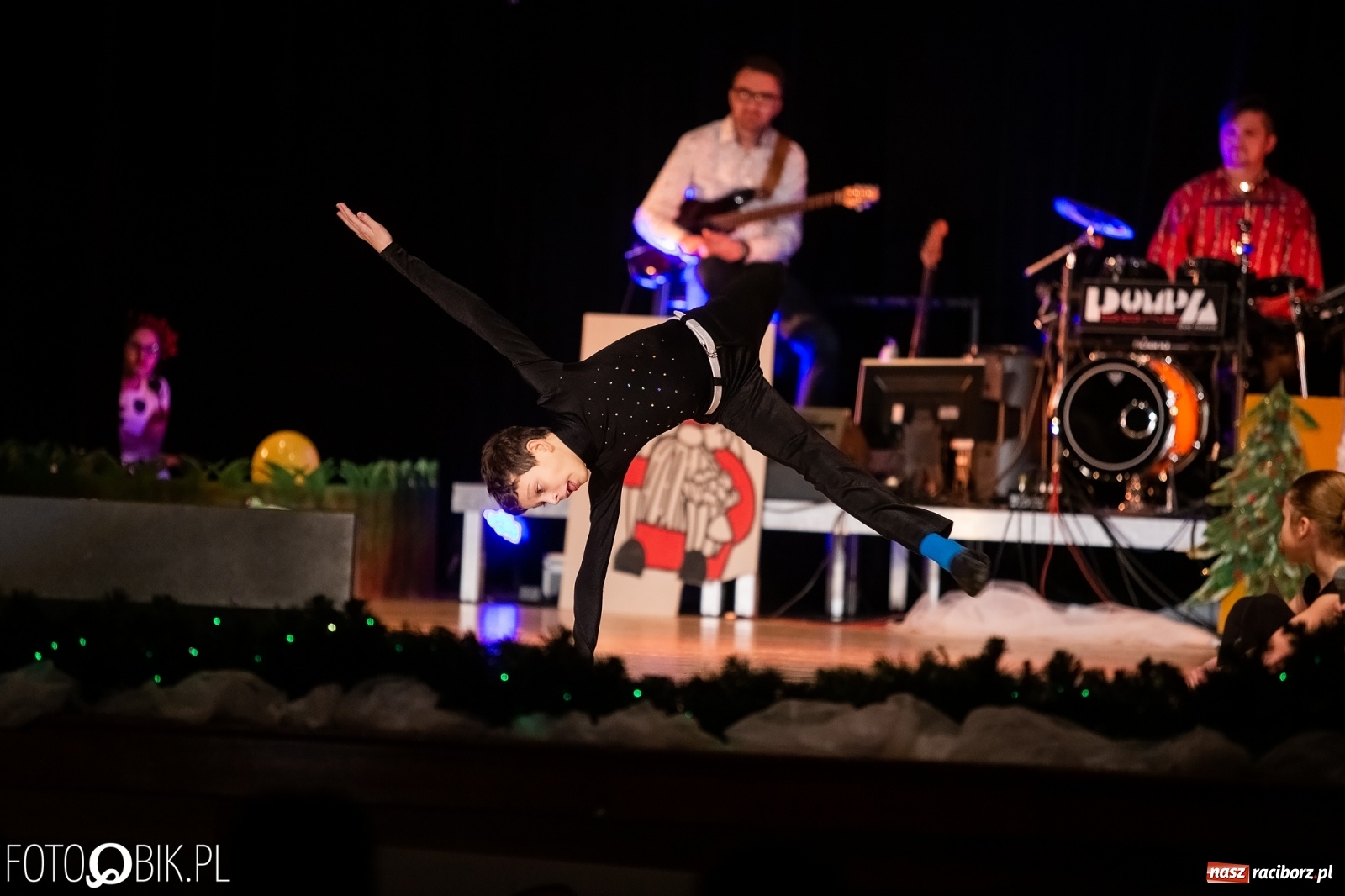 Zdjęcie w galerii na portalu naszraciborz.pl: Gwiazdka Serc, tym razem jak z bajki [FOTO i WIDEO]  wiadomości z regionu