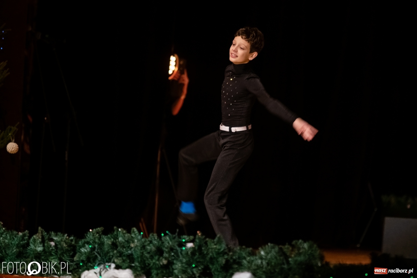 Zdjęcie w galerii na portalu naszraciborz.pl: Gwiazdka Serc, tym razem jak z bajki [FOTO i WIDEO]  wiadomości z regionu