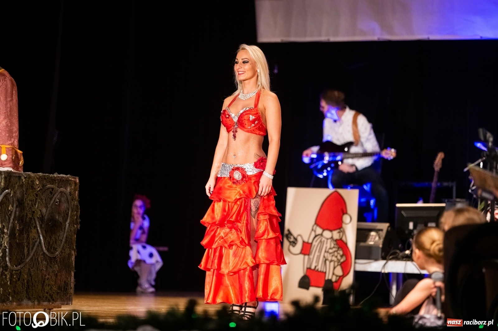 Zdjęcie w galerii na portalu naszraciborz.pl: Gwiazdka Serc, tym razem jak z bajki [FOTO i WIDEO]  wiadomości z regionu