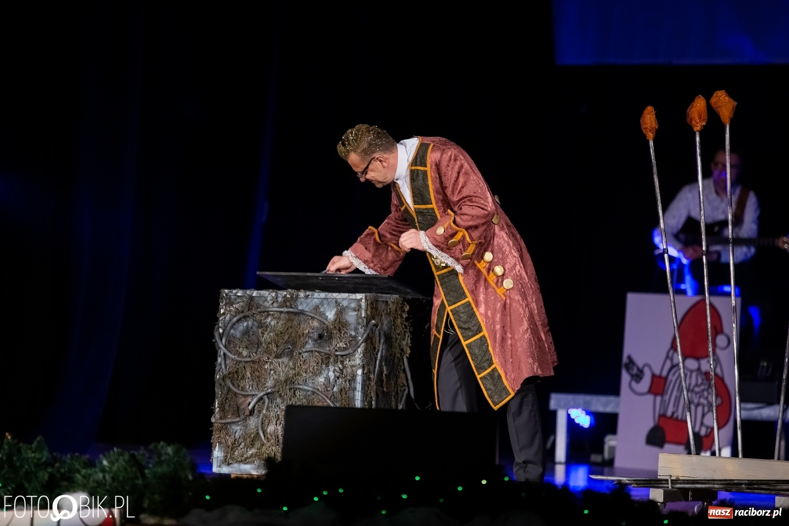 Zdjęcie w galerii na portalu naszraciborz.pl: Gwiazdka Serc, tym razem jak z bajki [FOTO i WIDEO]  wiadomości z regionu