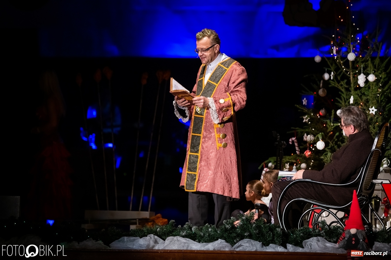 Zdjęcie w galerii na portalu naszraciborz.pl: Gwiazdka Serc, tym razem jak z bajki [FOTO i WIDEO]  wiadomości z regionu