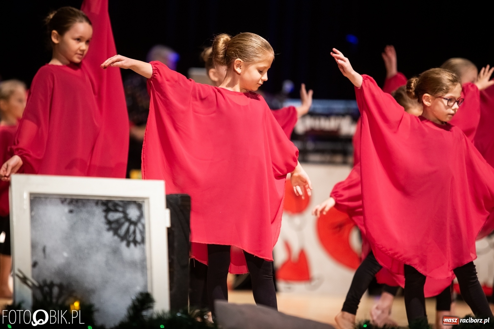 Zdjęcie w galerii na portalu naszraciborz.pl: Gwiazdka Serc, tym razem jak z bajki [FOTO i WIDEO]  wiadomości z regionu