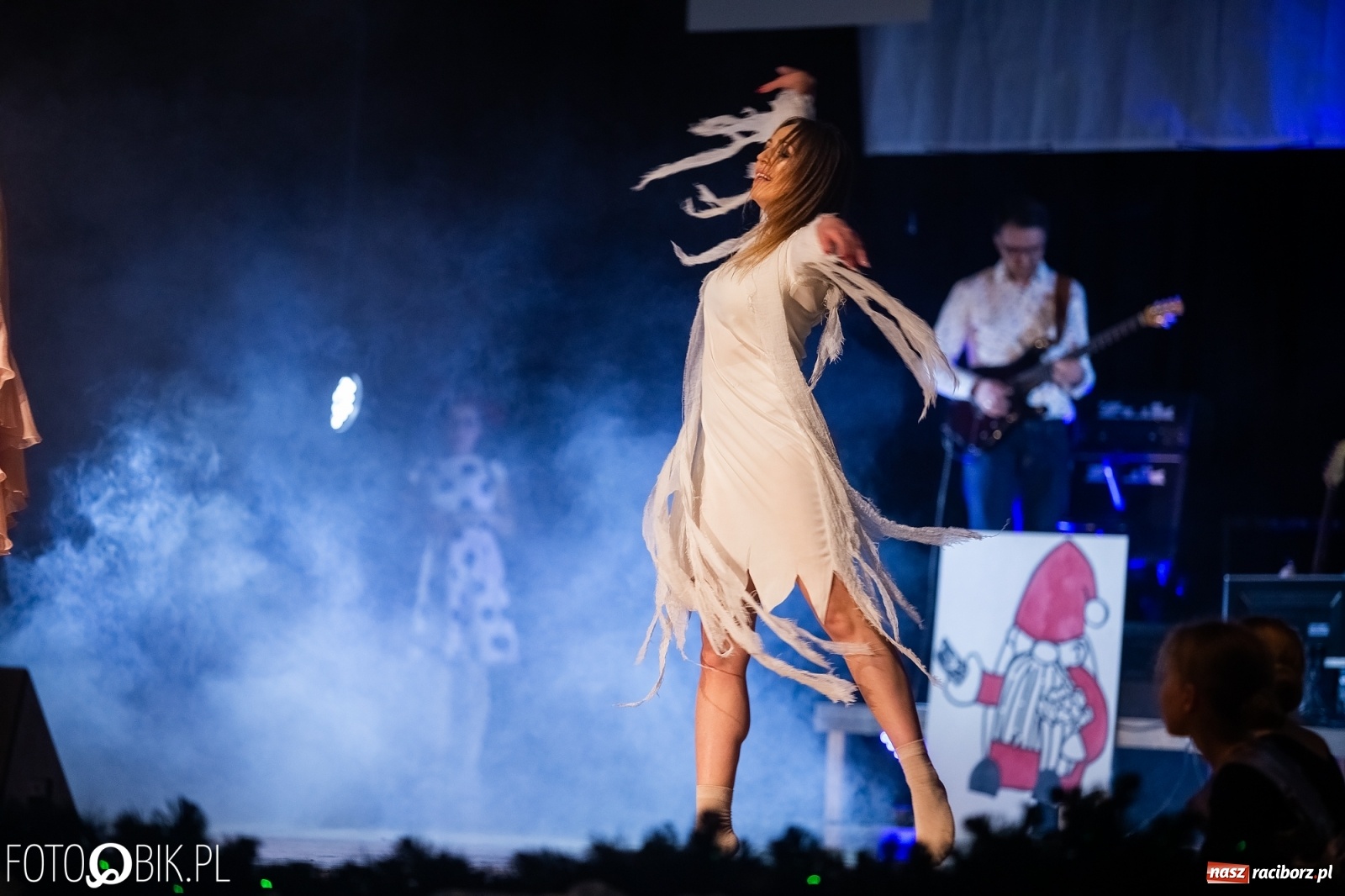 Zdjęcie w galerii na portalu naszraciborz.pl: Gwiazdka Serc, tym razem jak z bajki [FOTO i WIDEO]  wiadomości z regionu