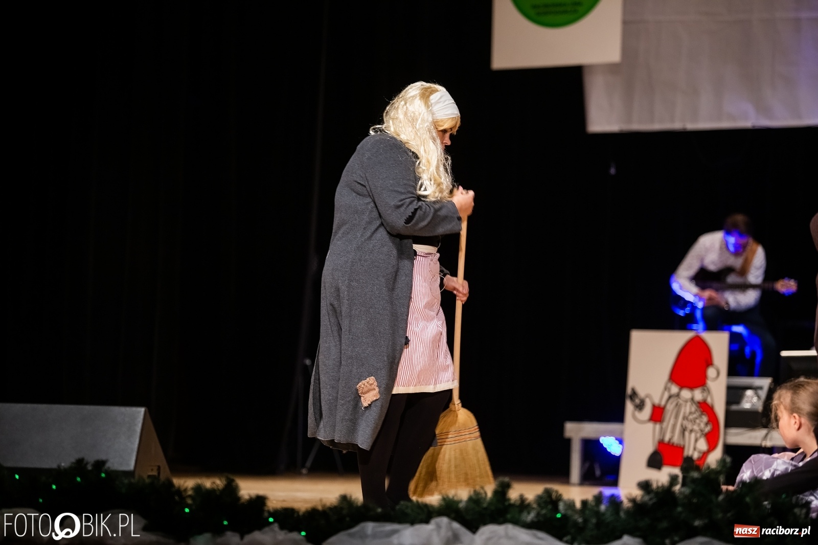 Zdjęcie w galerii na portalu naszraciborz.pl: Gwiazdka Serc, tym razem jak z bajki [FOTO i WIDEO]  wiadomości z regionu