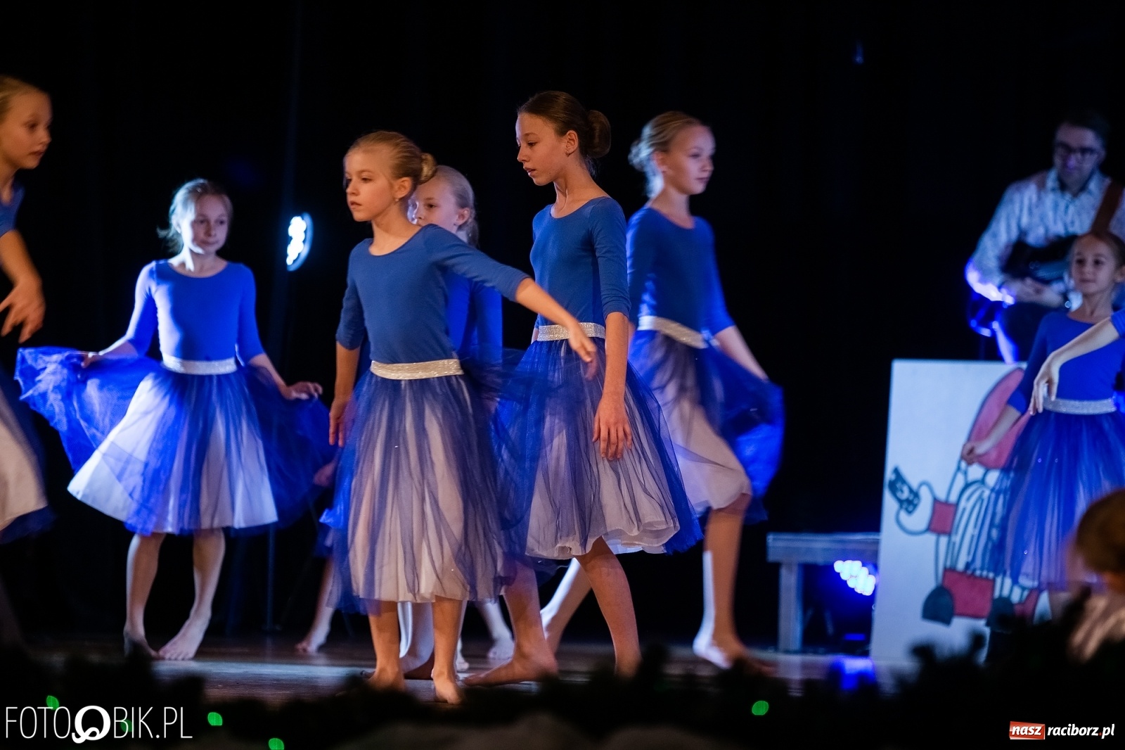Zdjęcie w galerii na portalu naszraciborz.pl: Gwiazdka Serc, tym razem jak z bajki [FOTO i WIDEO]  wiadomości z regionu