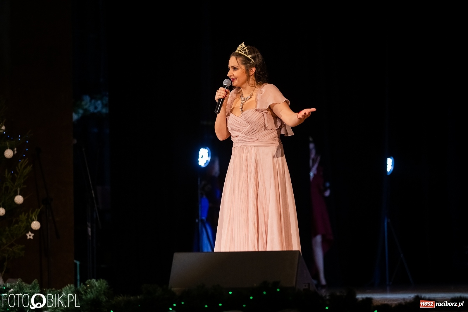 Zdjęcie w galerii na portalu naszraciborz.pl: Gwiazdka Serc, tym razem jak z bajki [FOTO i WIDEO]  wiadomości z regionu