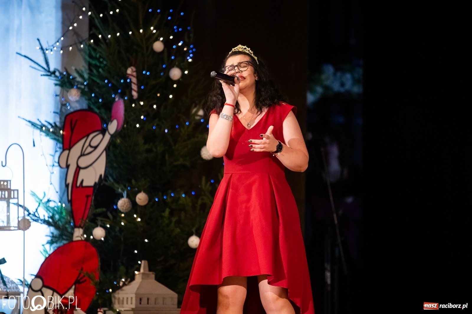 Zdjęcie w galerii na portalu naszraciborz.pl: Gwiazdka Serc, tym razem jak z bajki [FOTO i WIDEO]  wiadomości z regionu