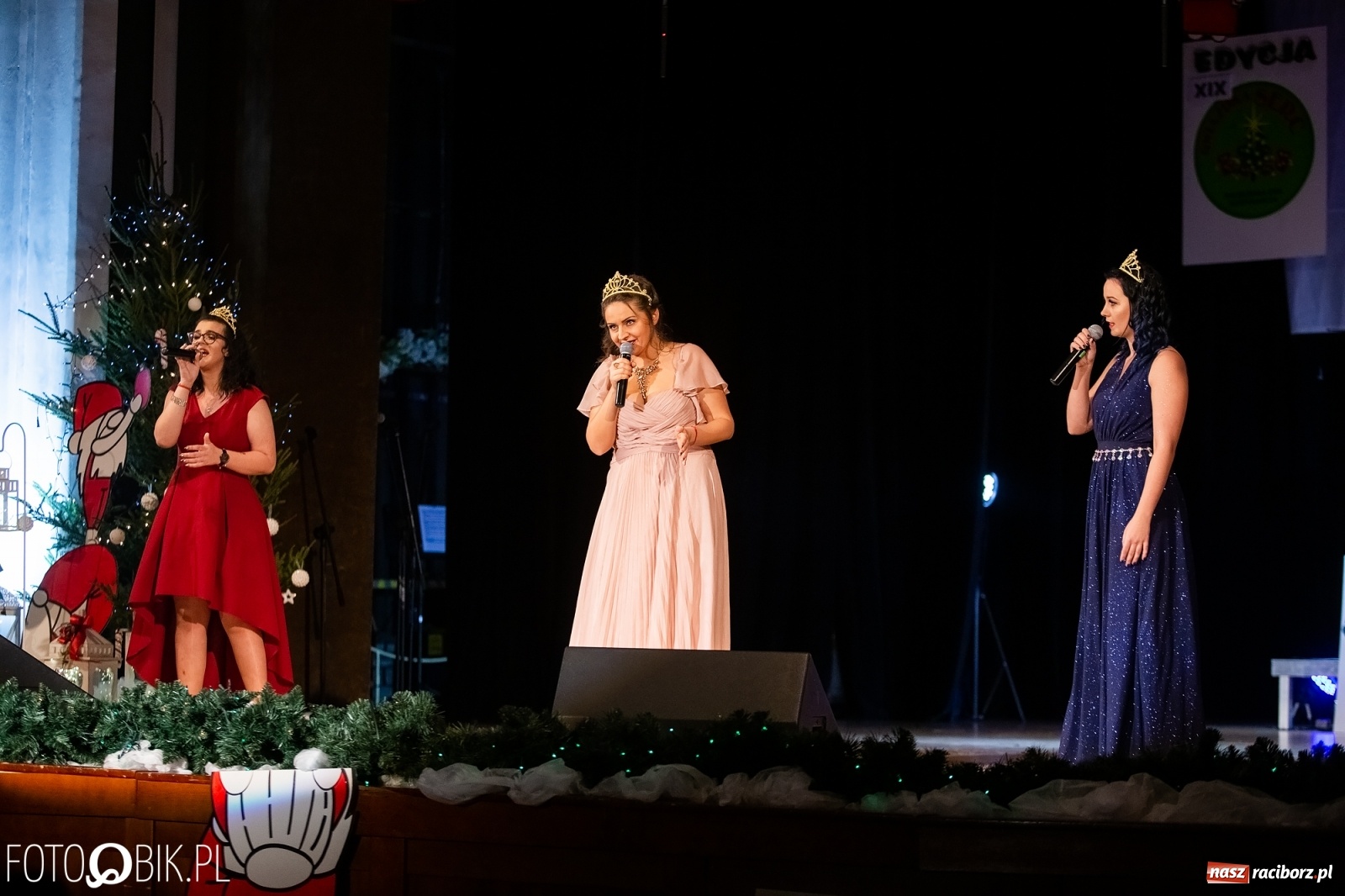 Zdjęcie w galerii na portalu naszraciborz.pl: Gwiazdka Serc, tym razem jak z bajki [FOTO i WIDEO]  wiadomości z regionu