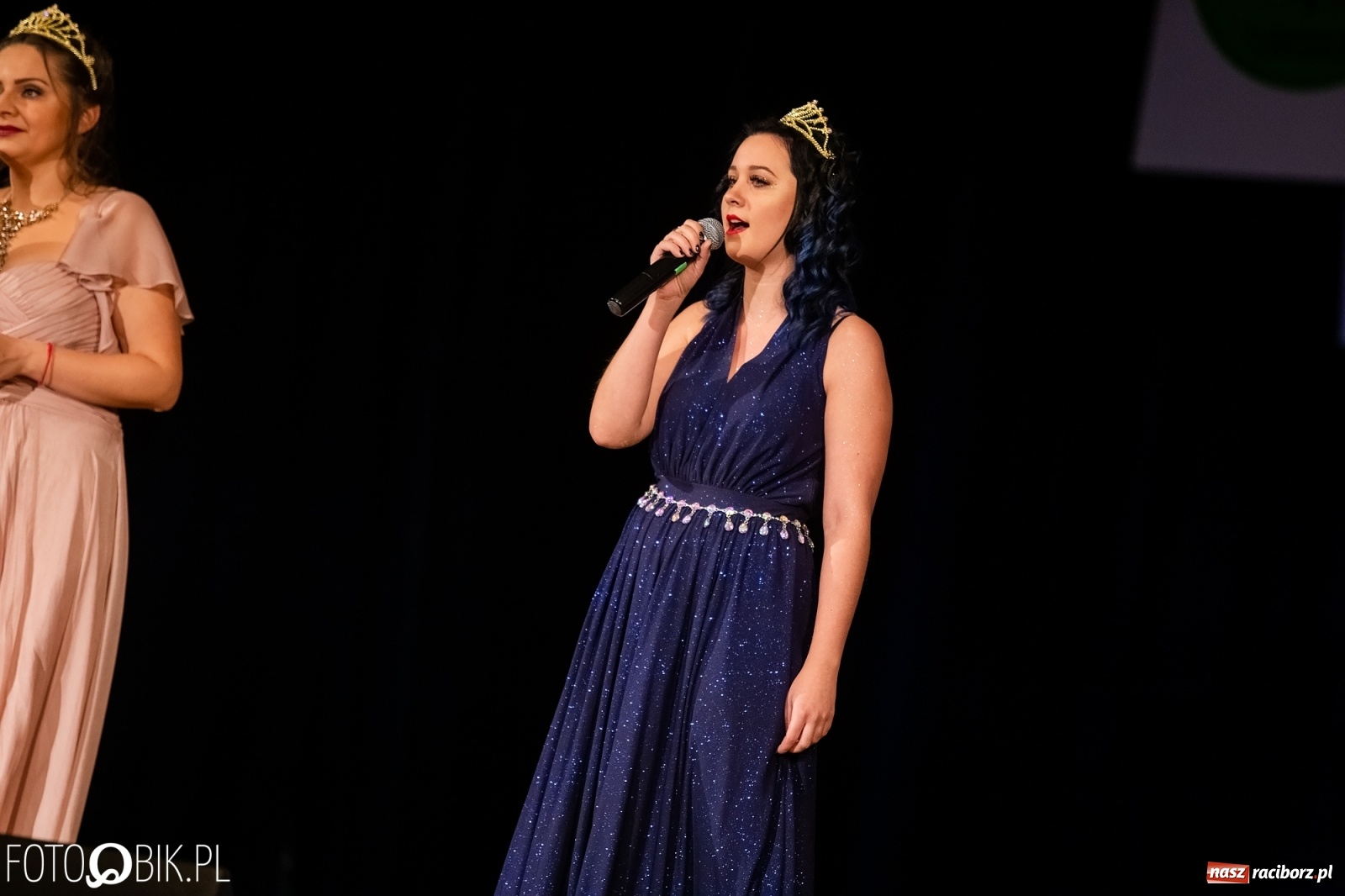 Zdjęcie w galerii na portalu naszraciborz.pl: Gwiazdka Serc, tym razem jak z bajki [FOTO i WIDEO]  wiadomości z regionu