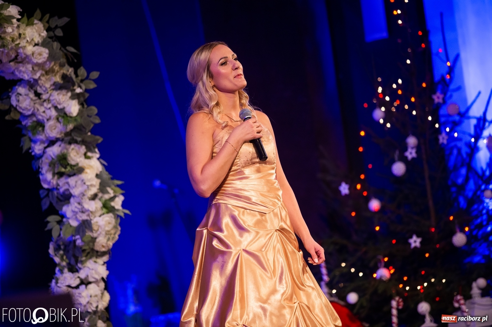 Zdjęcie w galerii na portalu naszraciborz.pl: Gwiazdka Serc, tym razem jak z bajki [FOTO i WIDEO]  wiadomości z regionu