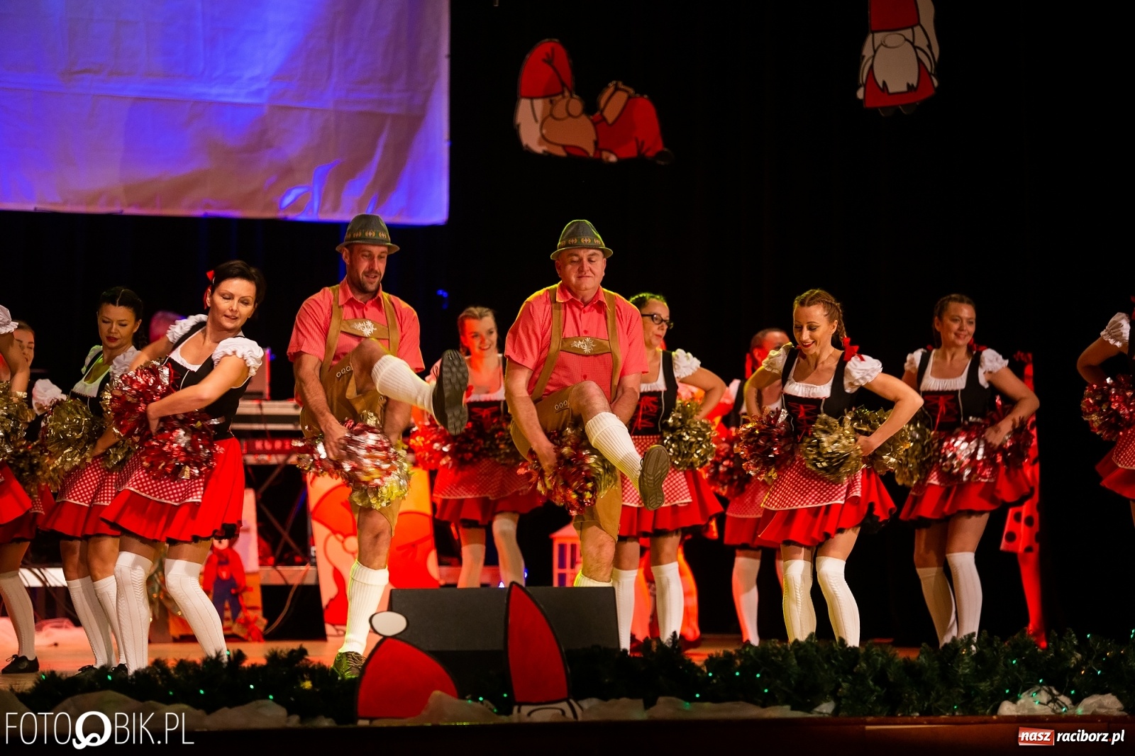Zdjęcie w galerii na portalu naszraciborz.pl: Gwiazdka Serc, tym razem jak z bajki [FOTO i WIDEO]  wiadomości z regionu