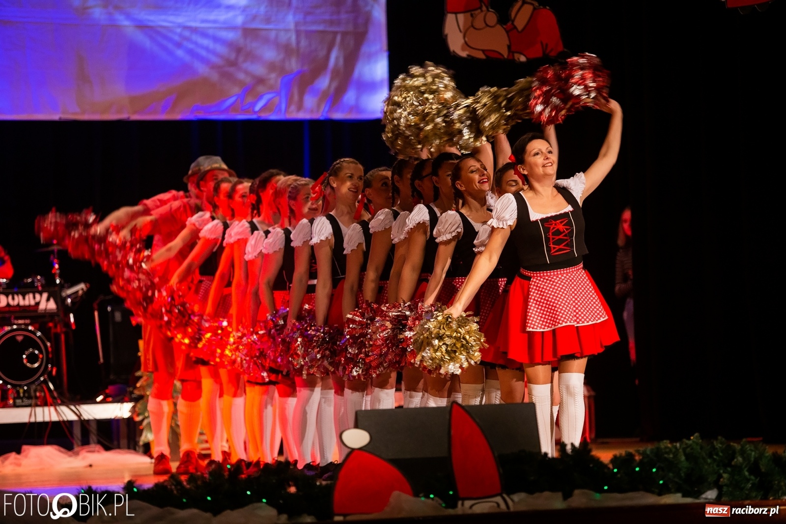 Zdjęcie w galerii na portalu naszraciborz.pl: Gwiazdka Serc, tym razem jak z bajki [FOTO i WIDEO]  wiadomości z regionu