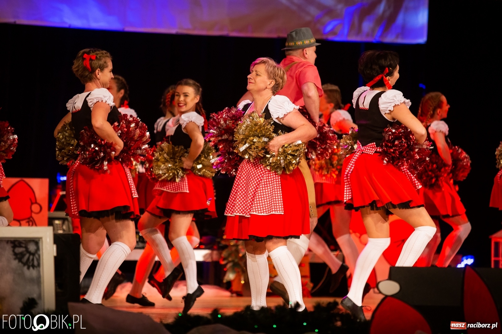 Zdjęcie w galerii na portalu naszraciborz.pl: Gwiazdka Serc, tym razem jak z bajki [FOTO i WIDEO]  wiadomości z regionu