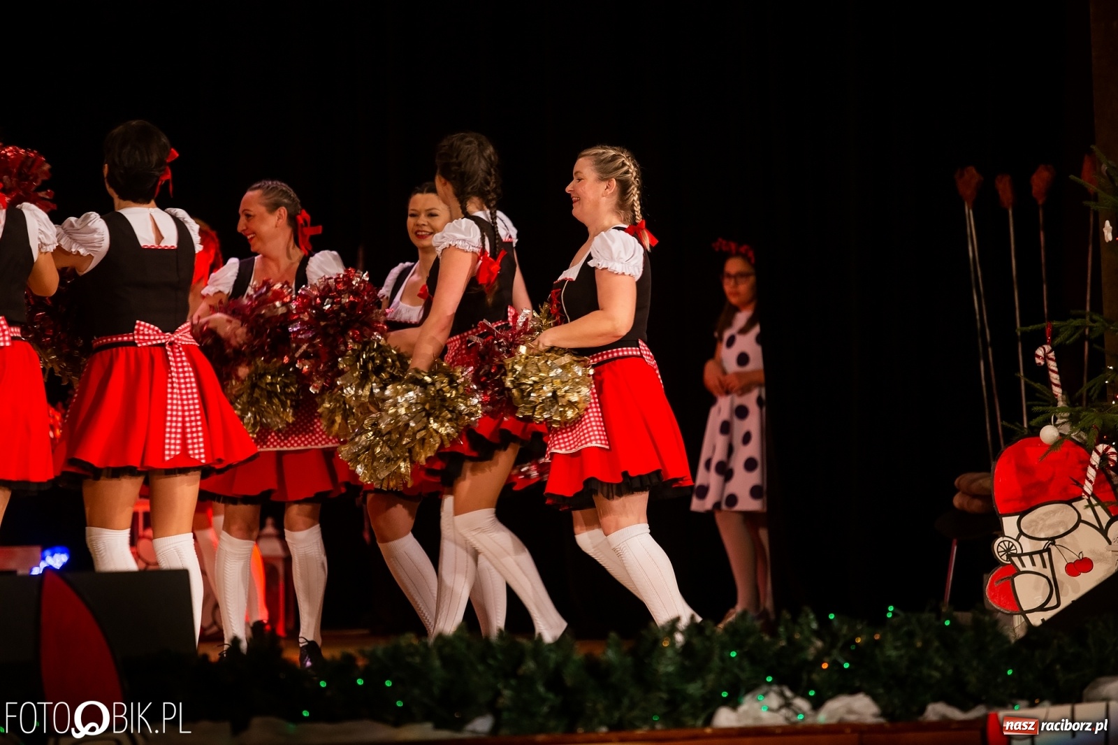 Zdjęcie w galerii na portalu naszraciborz.pl: Gwiazdka Serc, tym razem jak z bajki [FOTO i WIDEO]  wiadomości z regionu