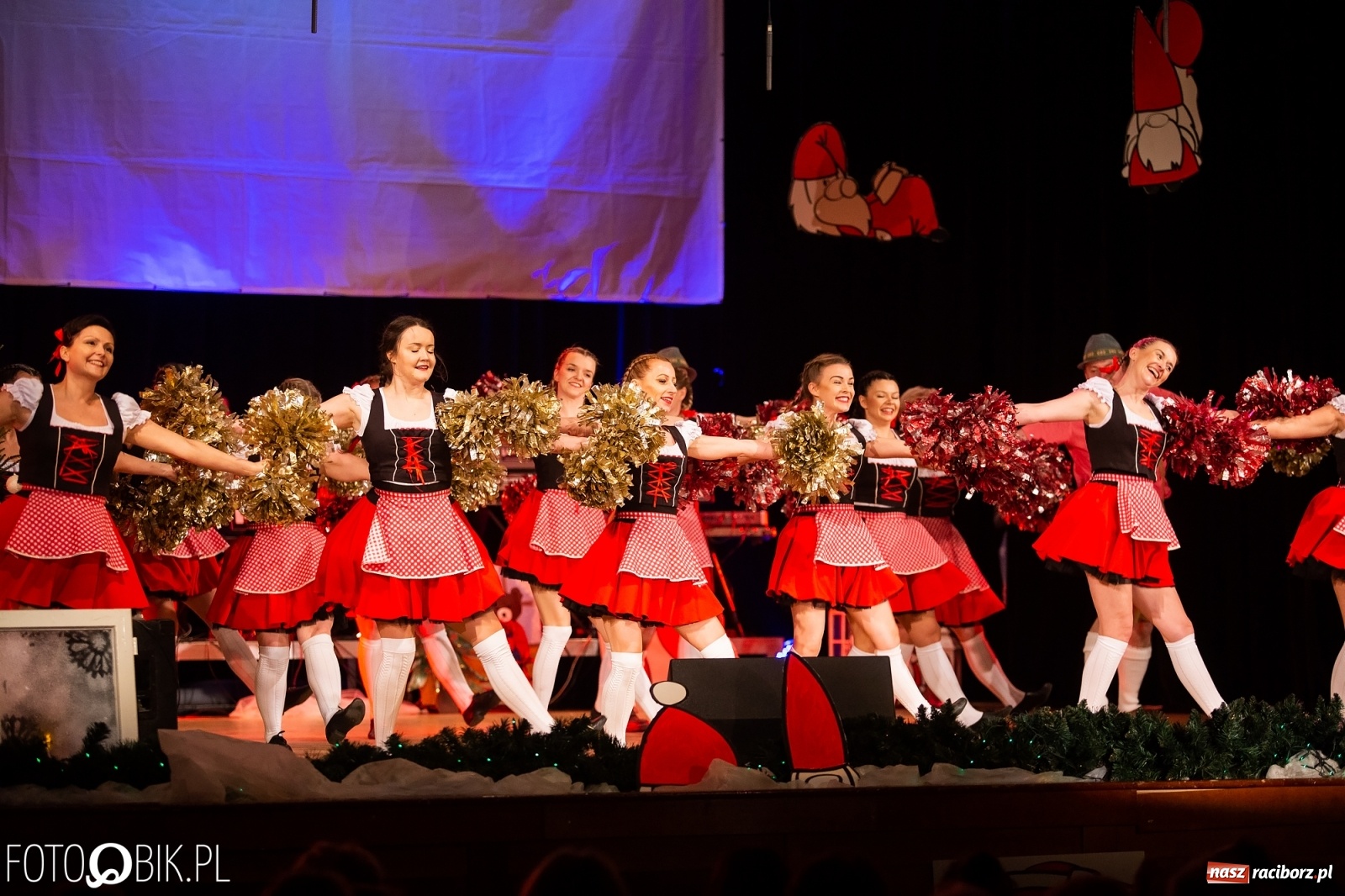 Zdjęcie w galerii na portalu naszraciborz.pl: Gwiazdka Serc, tym razem jak z bajki [FOTO i WIDEO]  wiadomości z regionu