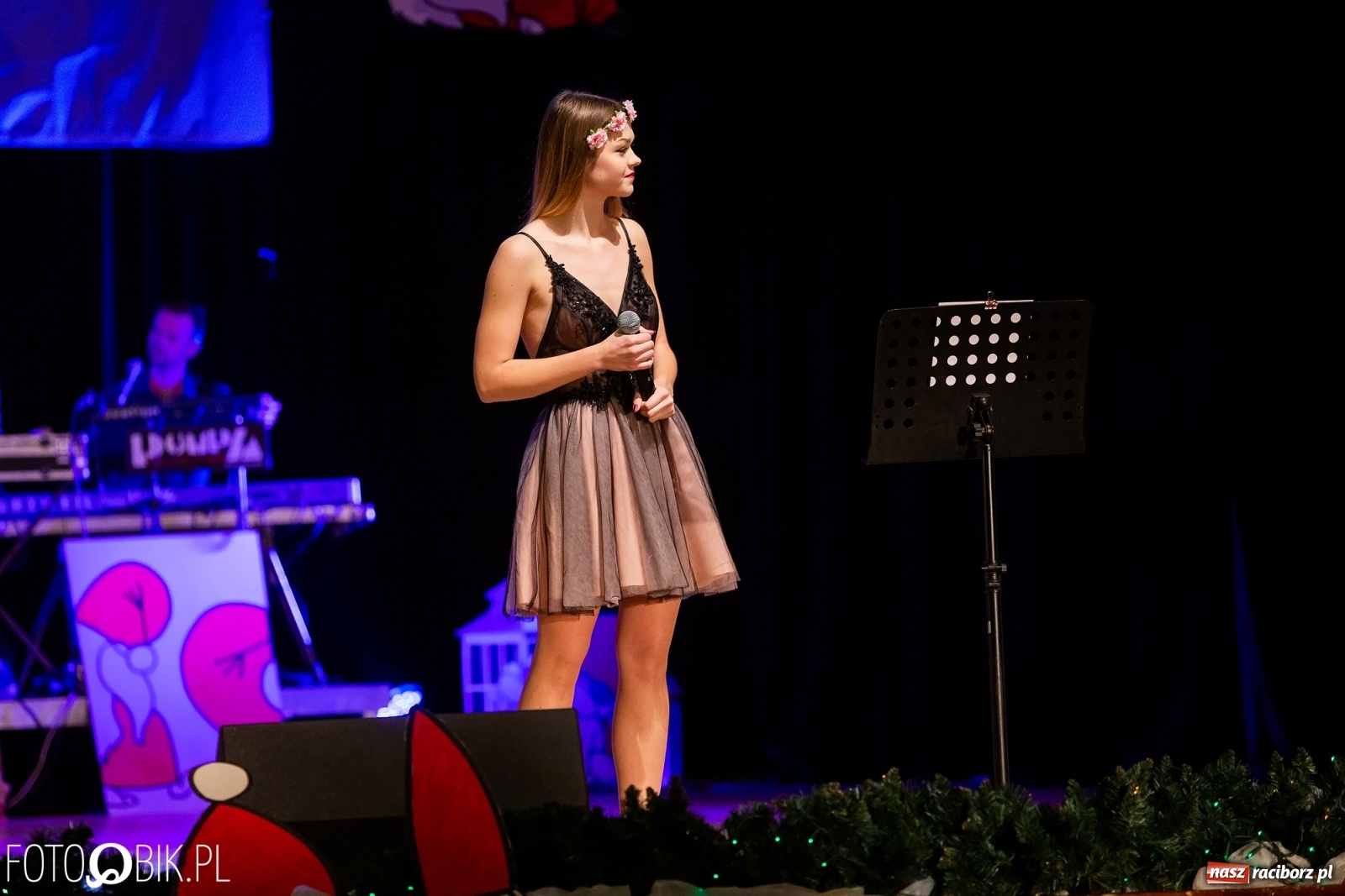 Zdjęcie w galerii na portalu naszraciborz.pl: Gwiazdka Serc, tym razem jak z bajki [FOTO i WIDEO]  wiadomości z regionu