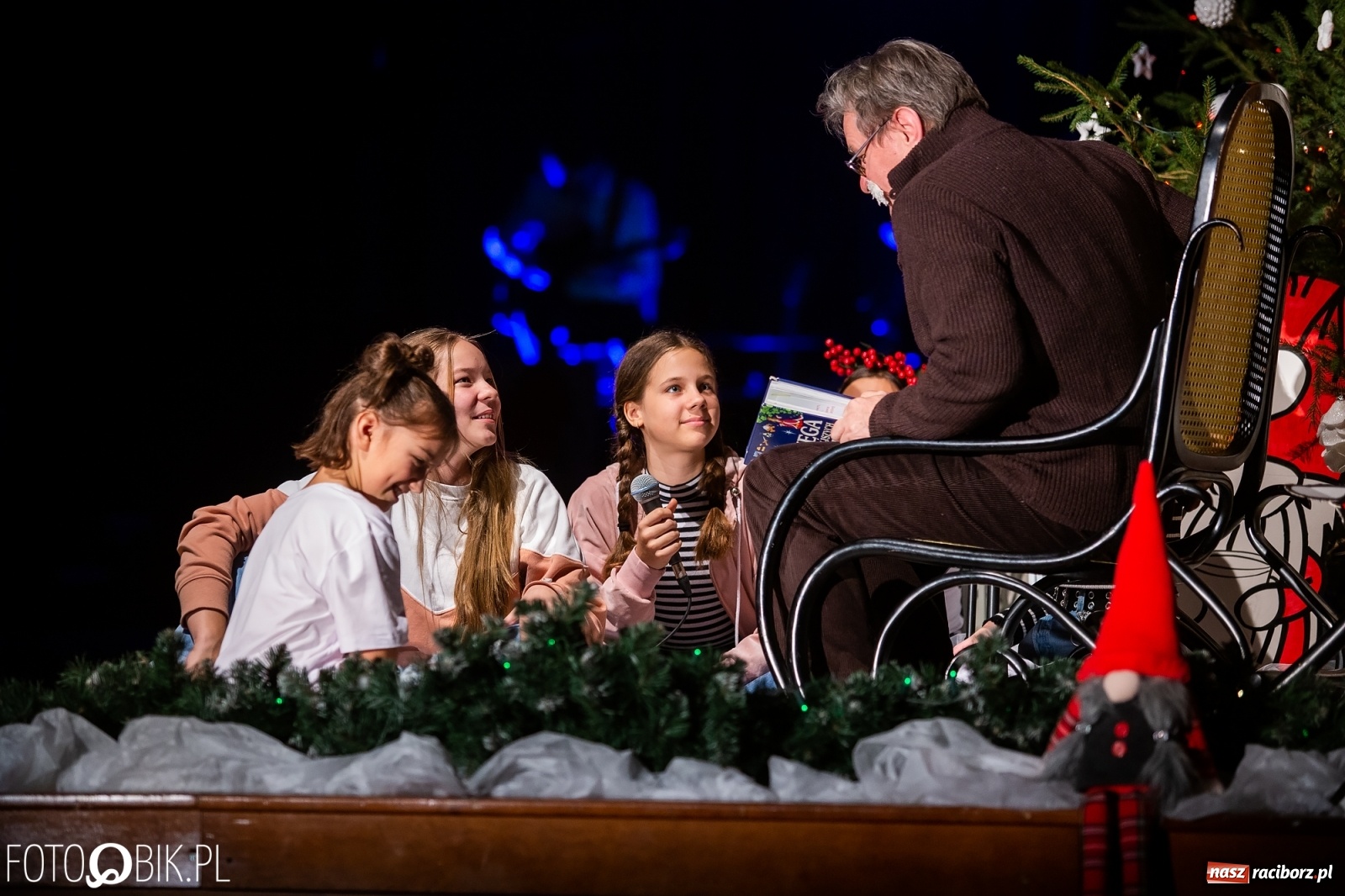 Zdjęcie w galerii na portalu naszraciborz.pl: Gwiazdka Serc, tym razem jak z bajki [FOTO i WIDEO]  wiadomości z regionu