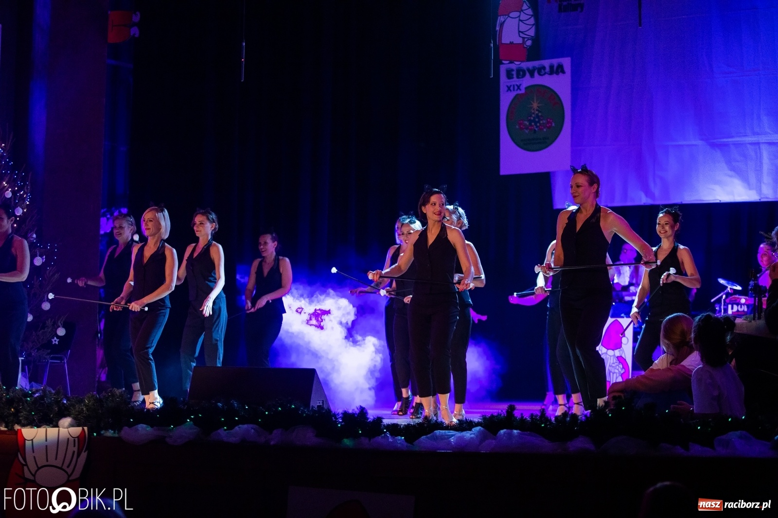 Zdjęcie w galerii na portalu naszraciborz.pl: Gwiazdka Serc, tym razem jak z bajki [FOTO i WIDEO]  wiadomości z regionu