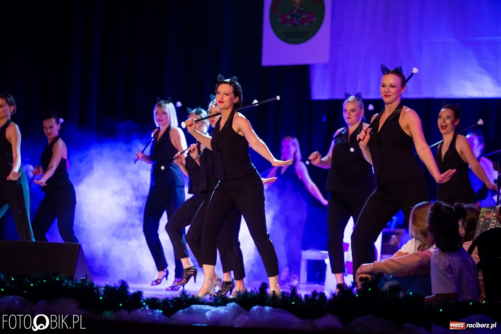 Zdjęcie w galerii na portalu naszraciborz.pl: Gwiazdka Serc, tym razem jak z bajki [FOTO i WIDEO]  wiadomości z regionu