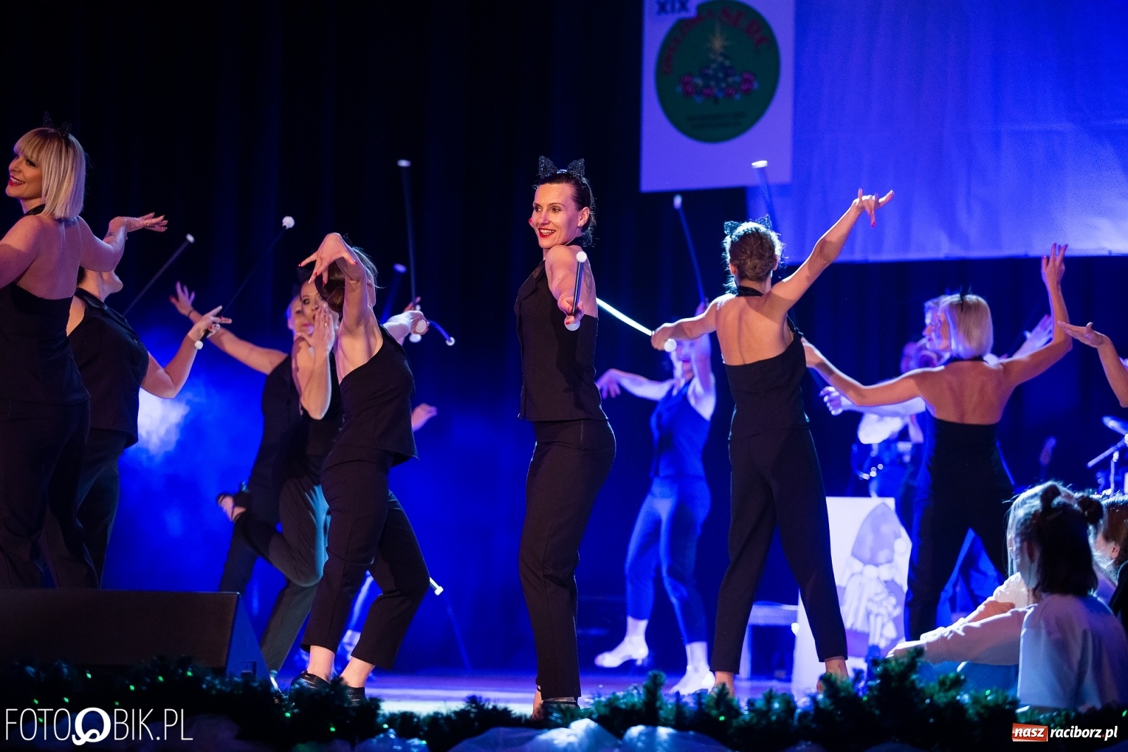 Zdjęcie w galerii na portalu naszraciborz.pl: Gwiazdka Serc, tym razem jak z bajki [FOTO i WIDEO]  wiadomości z regionu