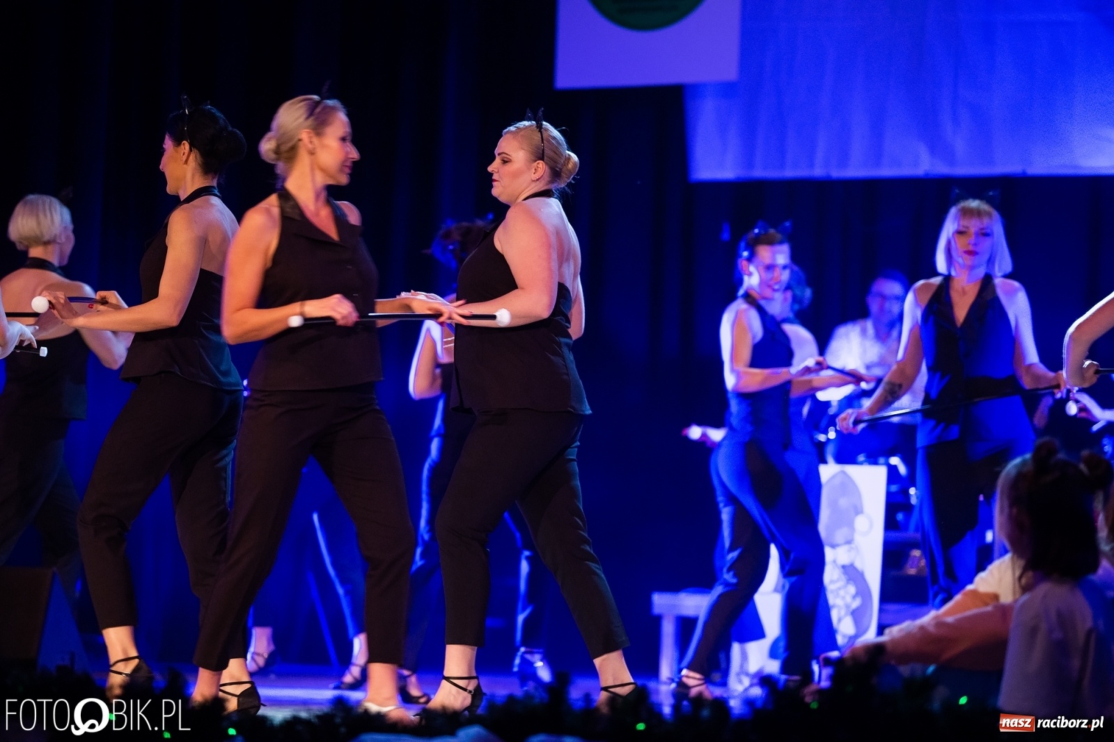 Zdjęcie w galerii na portalu naszraciborz.pl: Gwiazdka Serc, tym razem jak z bajki [FOTO i WIDEO]  wiadomości z regionu