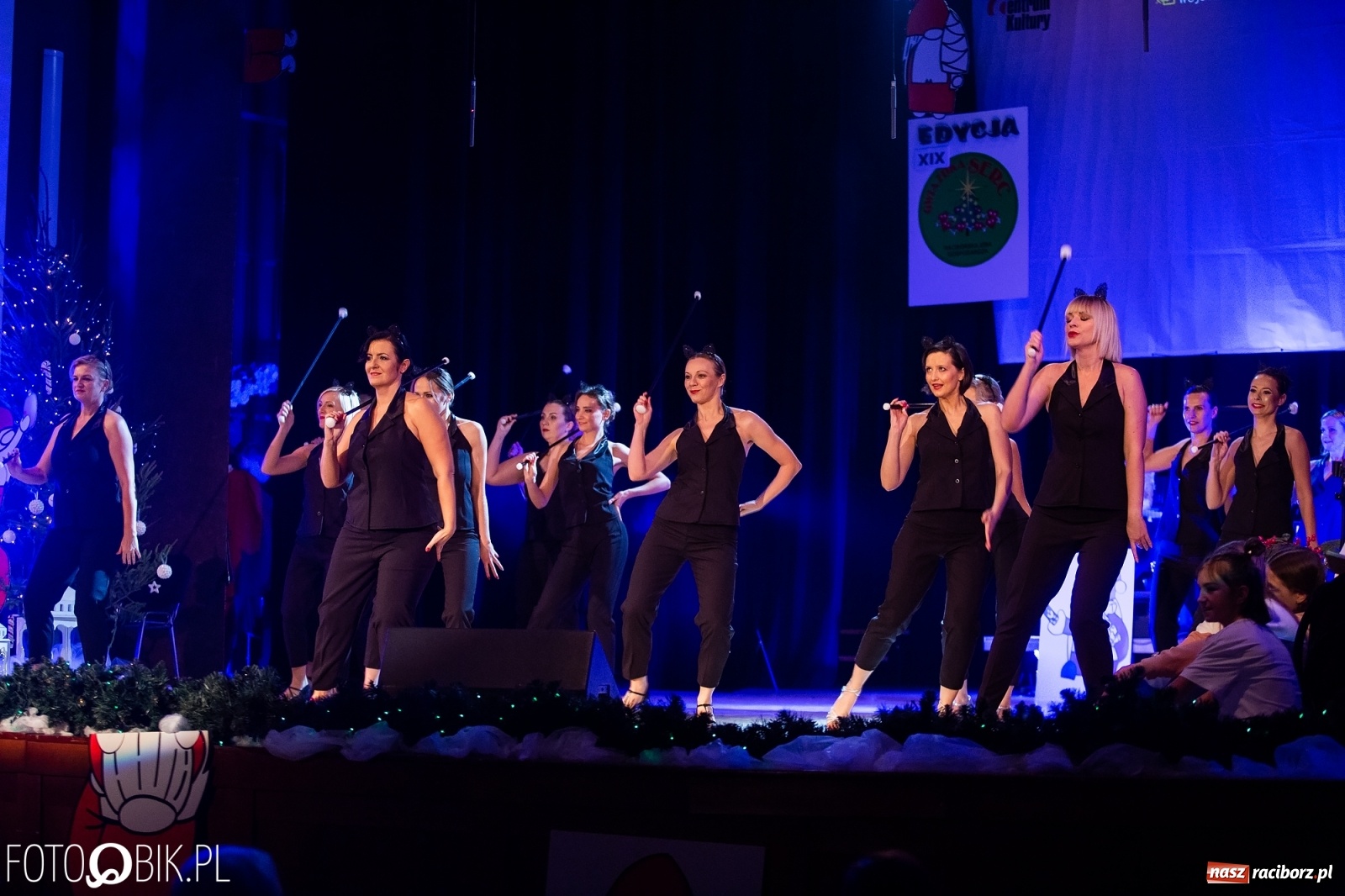 Zdjęcie w galerii na portalu naszraciborz.pl: Gwiazdka Serc, tym razem jak z bajki [FOTO i WIDEO]  wiadomości z regionu