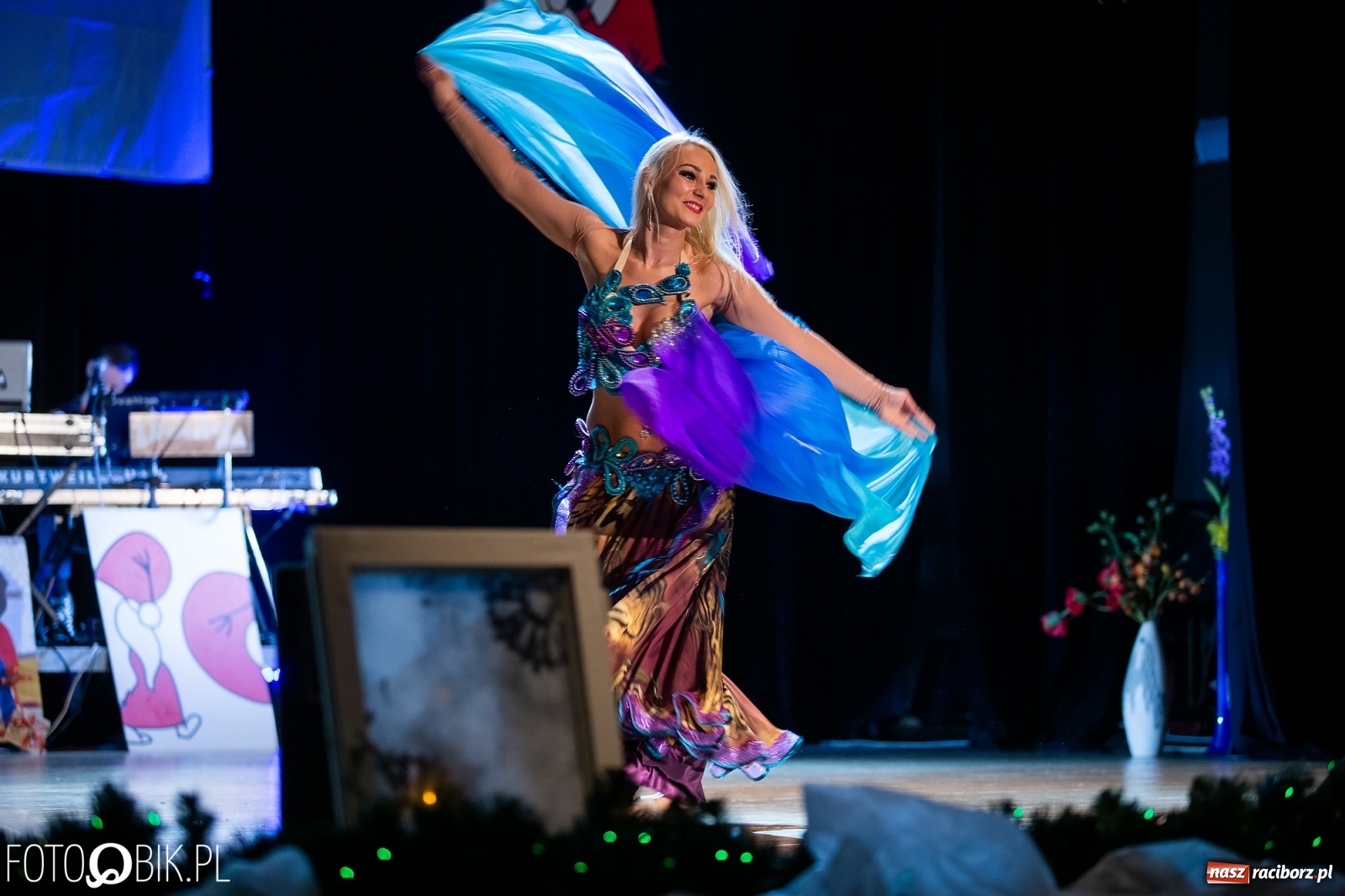 Zdjęcie w galerii na portalu naszraciborz.pl: Gwiazdka Serc, tym razem jak z bajki [FOTO i WIDEO]  wiadomości z regionu