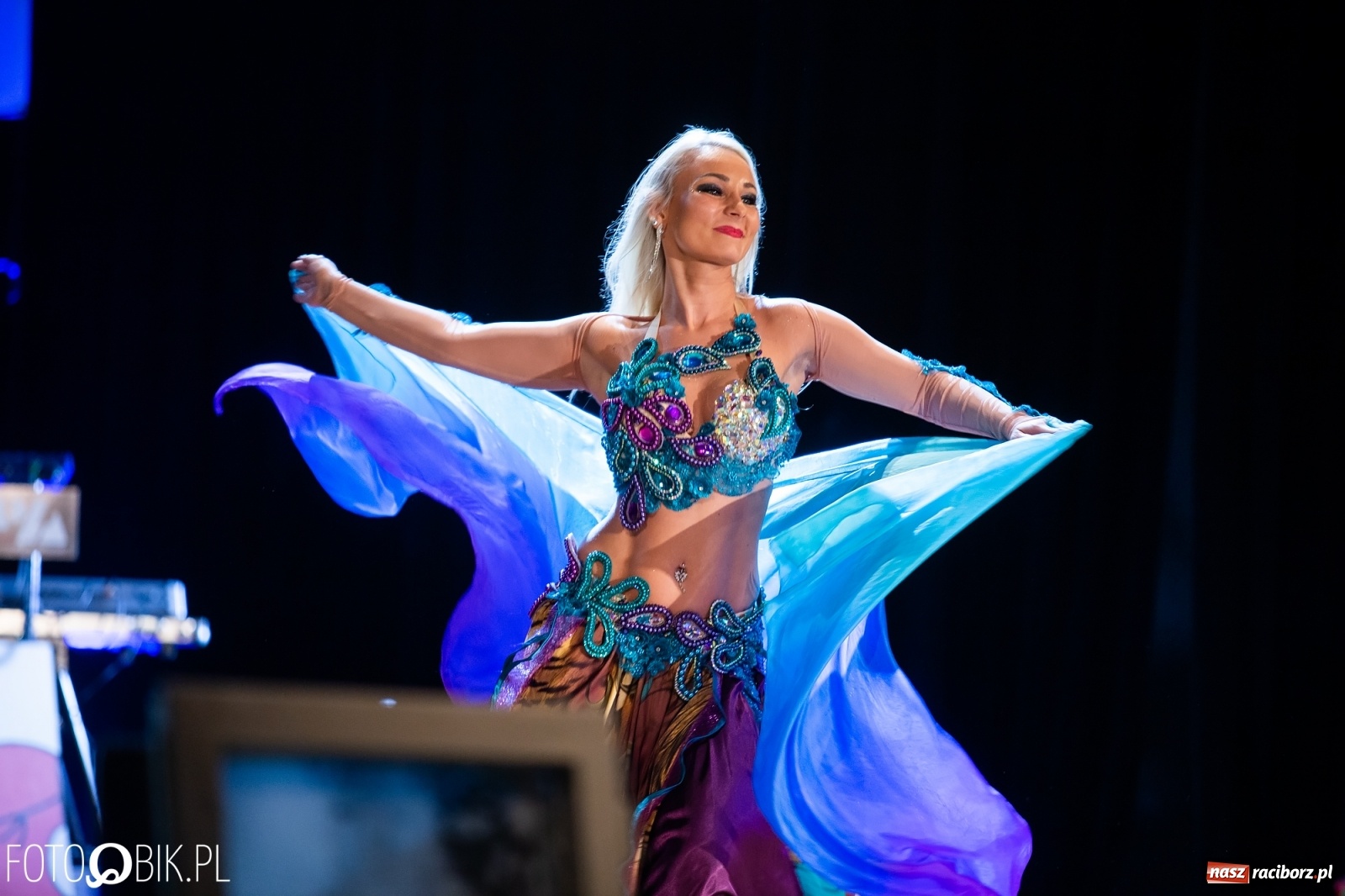 Zdjęcie w galerii na portalu naszraciborz.pl: Gwiazdka Serc, tym razem jak z bajki [FOTO i WIDEO]  wiadomości z regionu