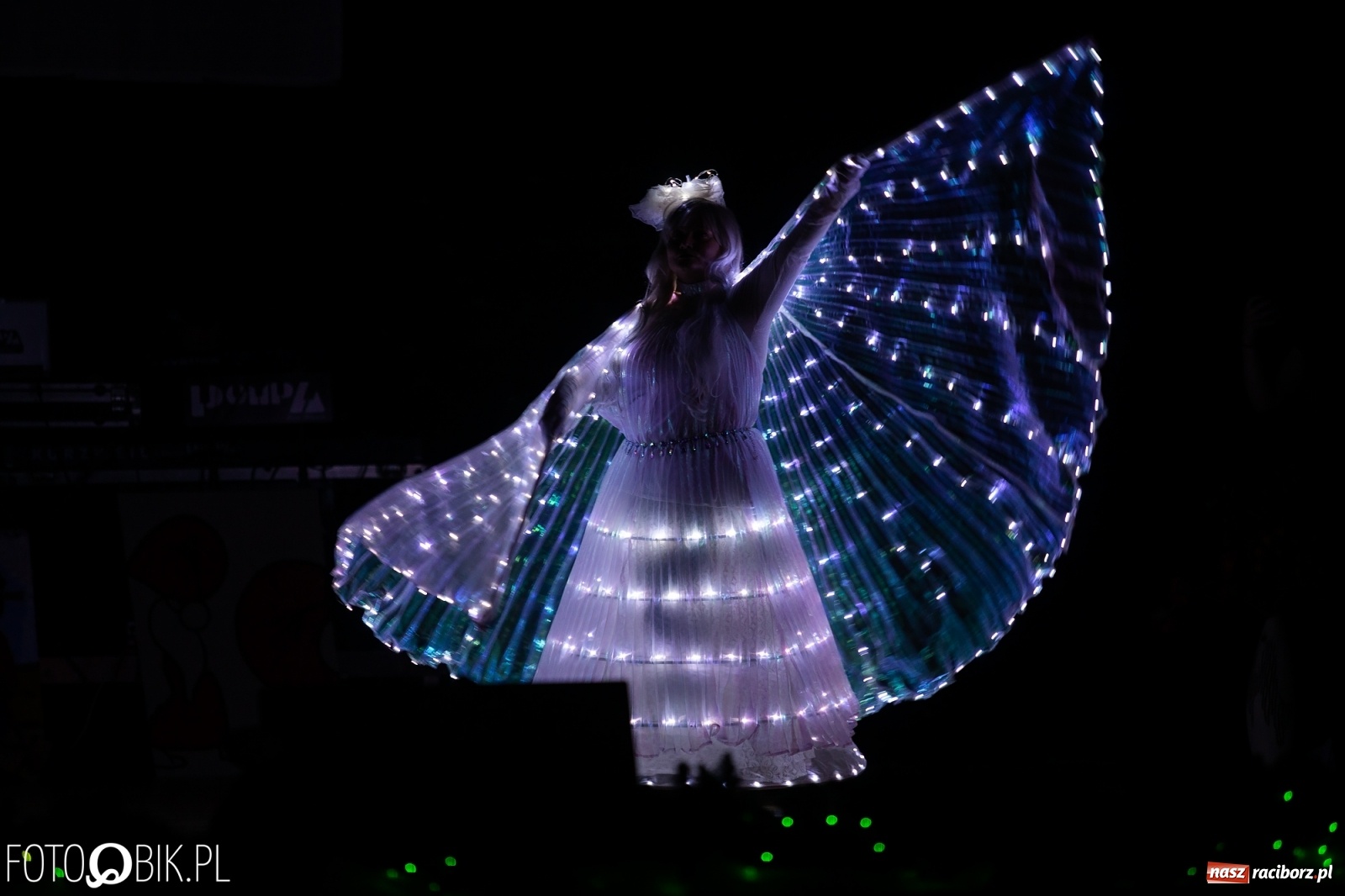 Zdjęcie w galerii na portalu naszraciborz.pl: Gwiazdka Serc, tym razem jak z bajki [FOTO i WIDEO]  wiadomości z regionu