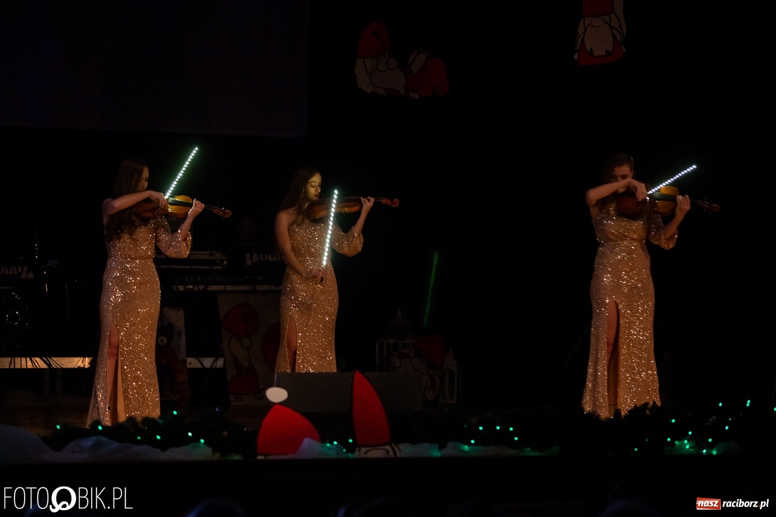 Zdjęcie w galerii na portalu naszraciborz.pl: Gwiazdka Serc, tym razem jak z bajki [FOTO i WIDEO]  wiadomości z regionu
